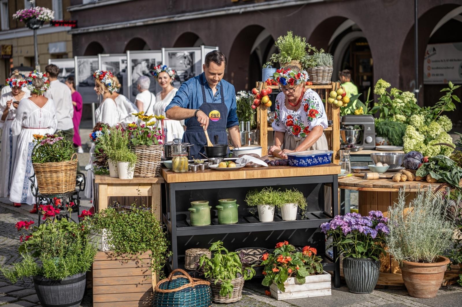 Zdjęcie w galerii na portalu naszraciborz.pl: Pytanie na Śniadanie TVP zawitało do Raciborza wiadomości z regionu