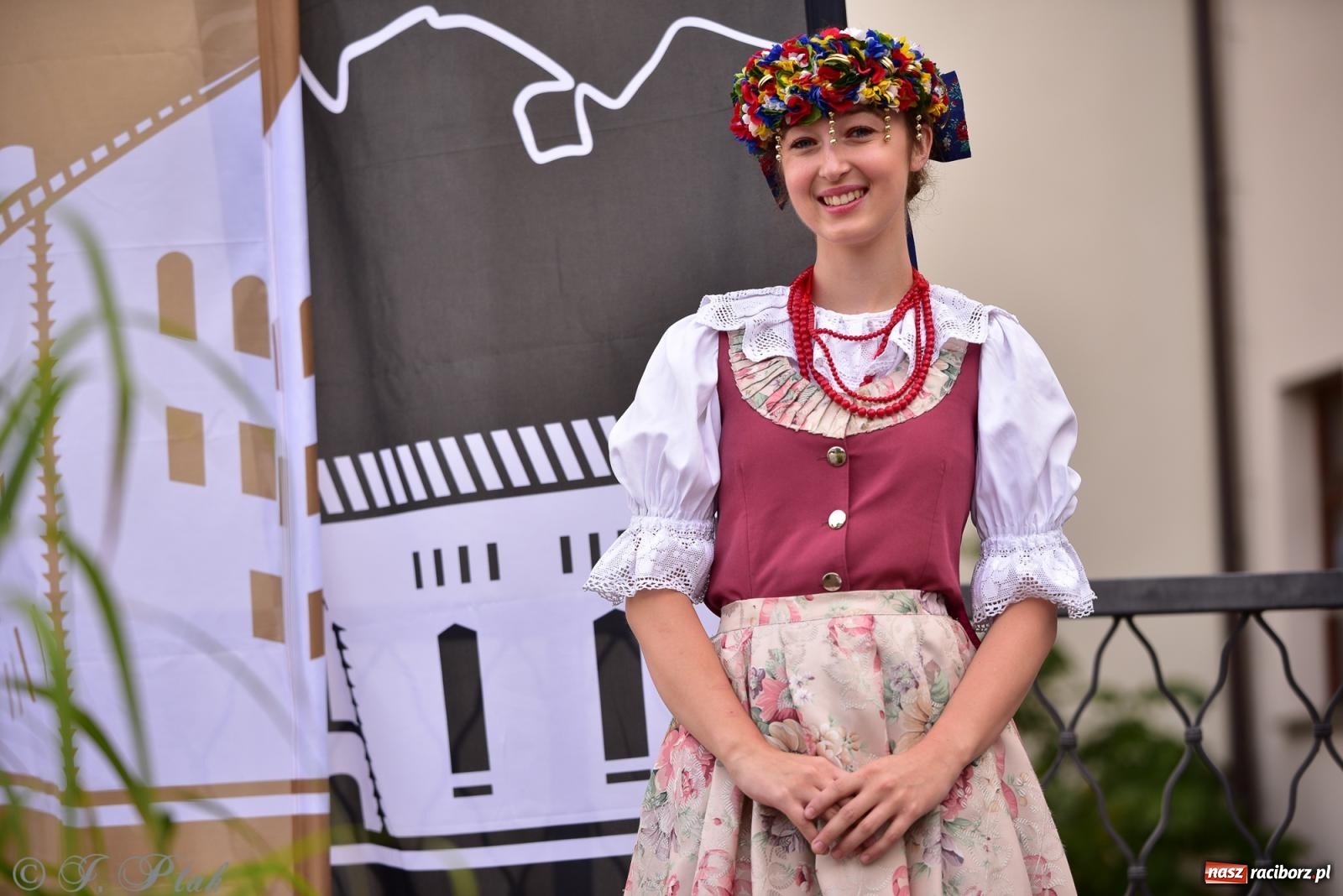 Zdjęcie w galerii na portalu naszraciborz.pl: Pytanie na Śniadanie TVP w Raciborzu. Na Rynku, na zamku, w grodzie i arboretum [FOTO] wiadomości z regionu