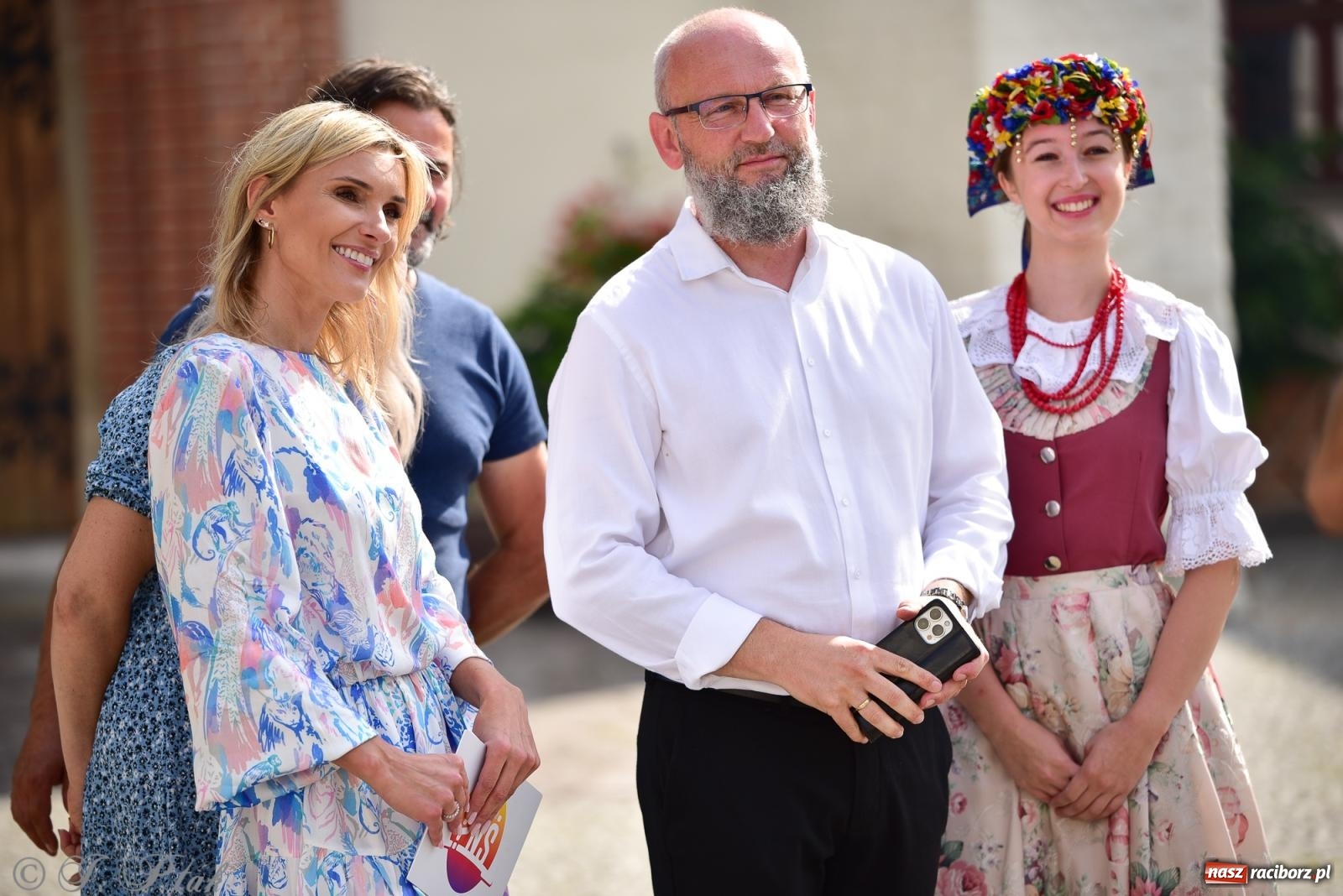 Zdjęcie w galerii na portalu naszraciborz.pl: Pytanie na Śniadanie TVP w Raciborzu. Na Rynku, na zamku, w grodzie i arboretum [FOTO] wiadomości z regionu