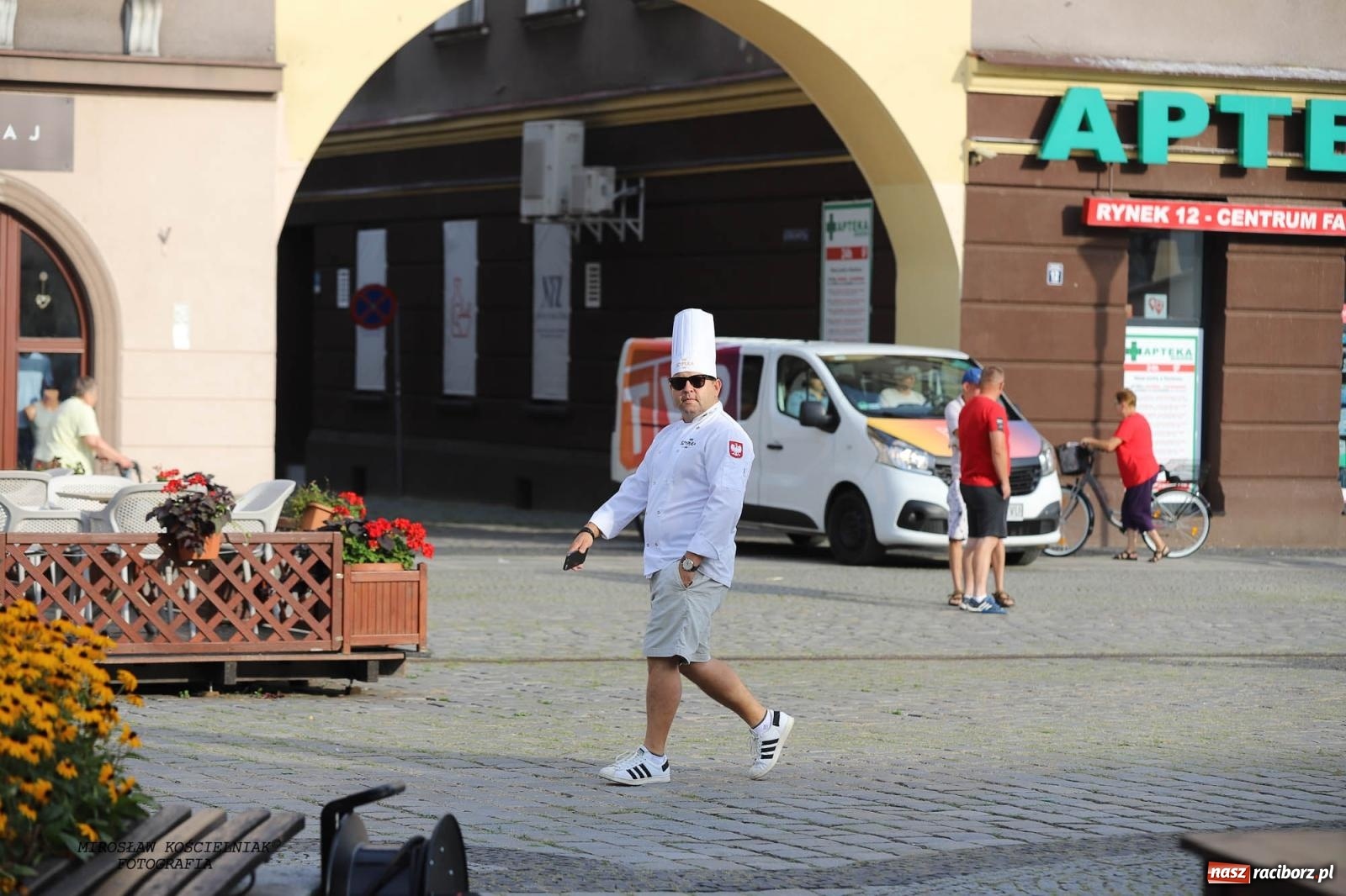 Zdjęcie w galerii na portalu naszraciborz.pl: Pytanie na Śniadanie TVP w Raciborzu. Na Rynku, na zamku, w grodzie i arboretum [FOTO] wiadomości z regionu