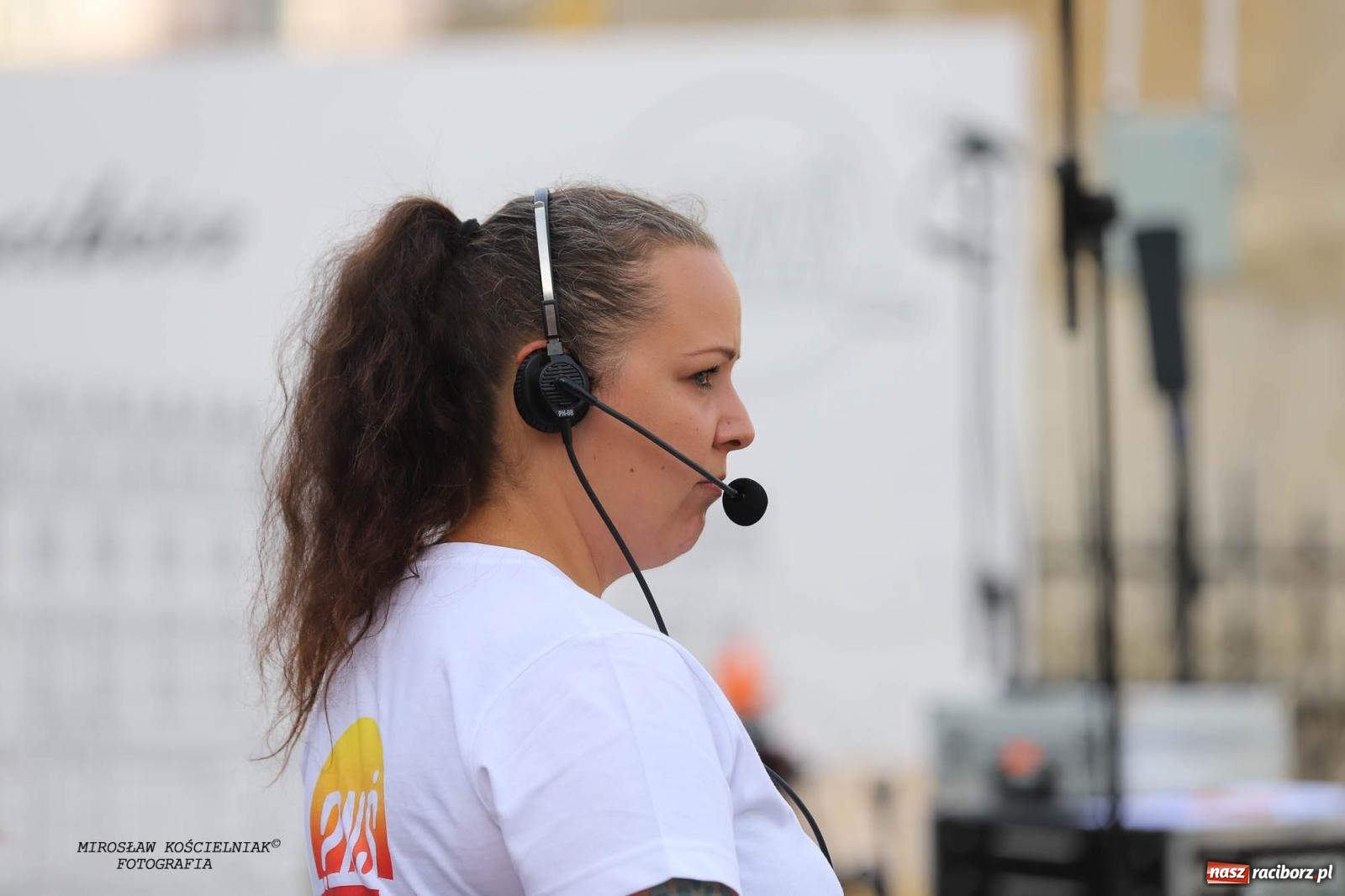 Zdjęcie w galerii na portalu naszraciborz.pl: Pytanie na Śniadanie TVP w Raciborzu. Na Rynku, na zamku, w grodzie i arboretum [FOTO] wiadomości z regionu