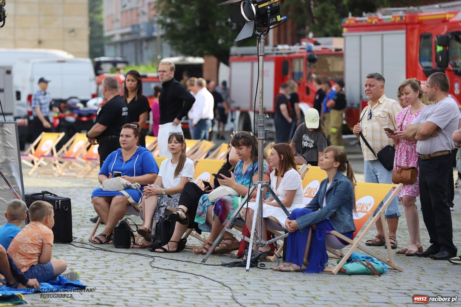 Zdjęcie w galerii na portalu naszraciborz.pl: Pytanie na Śniadanie TVP w Raciborzu. Na Rynku, na zamku, w grodzie i arboretum [FOTO] wiadomości z regionu
