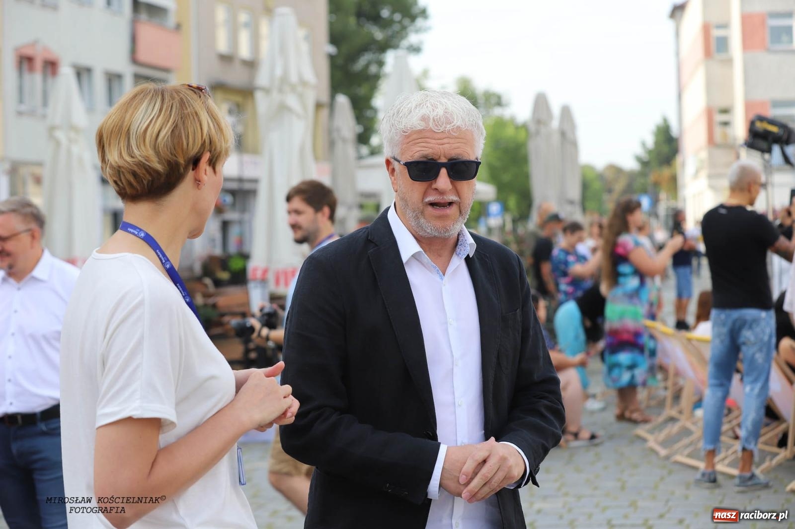 Zdjęcie w galerii na portalu naszraciborz.pl: Pytanie na Śniadanie TVP w Raciborzu. Na Rynku, na zamku, w grodzie i arboretum [FOTO] wiadomości z regionu