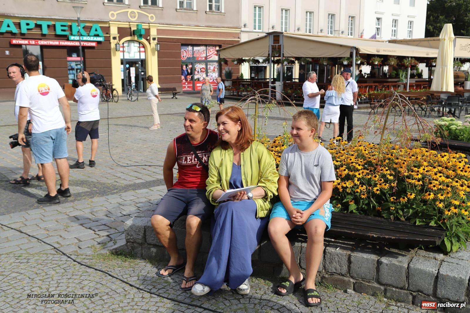 Zdjęcie w galerii na portalu naszraciborz.pl: Pytanie na Śniadanie TVP w Raciborzu. Na Rynku, na zamku, w grodzie i arboretum [FOTO] wiadomości z regionu
