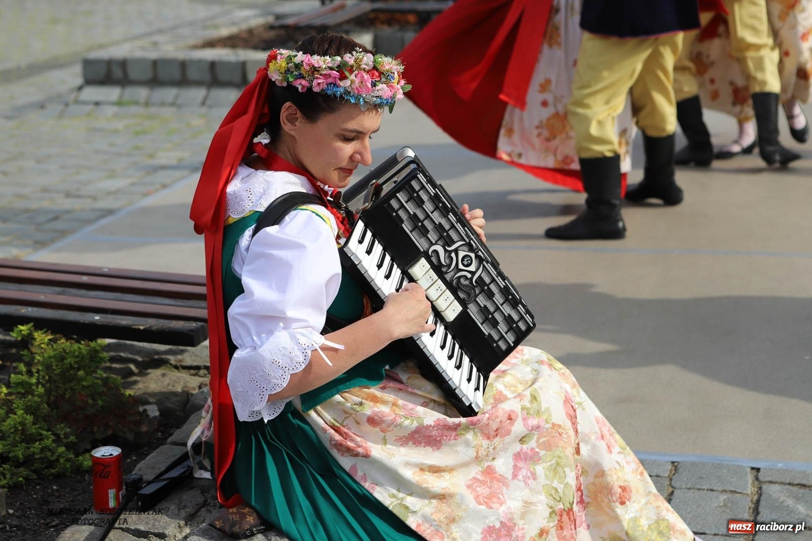Zdjęcie w galerii na portalu naszraciborz.pl: Pytanie na Śniadanie TVP w Raciborzu. Na Rynku, na zamku, w grodzie i arboretum [FOTO] wiadomości z regionu