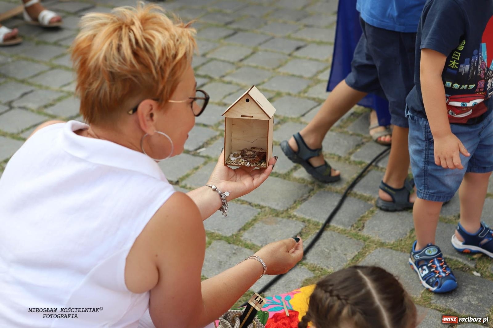 Zdjęcie w galerii na portalu naszraciborz.pl: Pytanie na Śniadanie TVP w Raciborzu. Na Rynku, na zamku, w grodzie i arboretum [FOTO] wiadomości z regionu