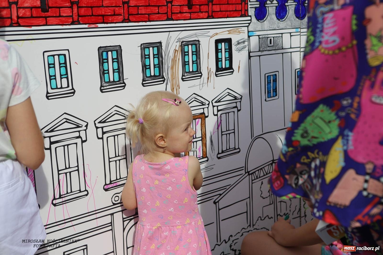 Zdjęcie w galerii na portalu naszraciborz.pl: Pytanie na Śniadanie TVP w Raciborzu. Na Rynku, na zamku, w grodzie i arboretum [FOTO] wiadomości z regionu