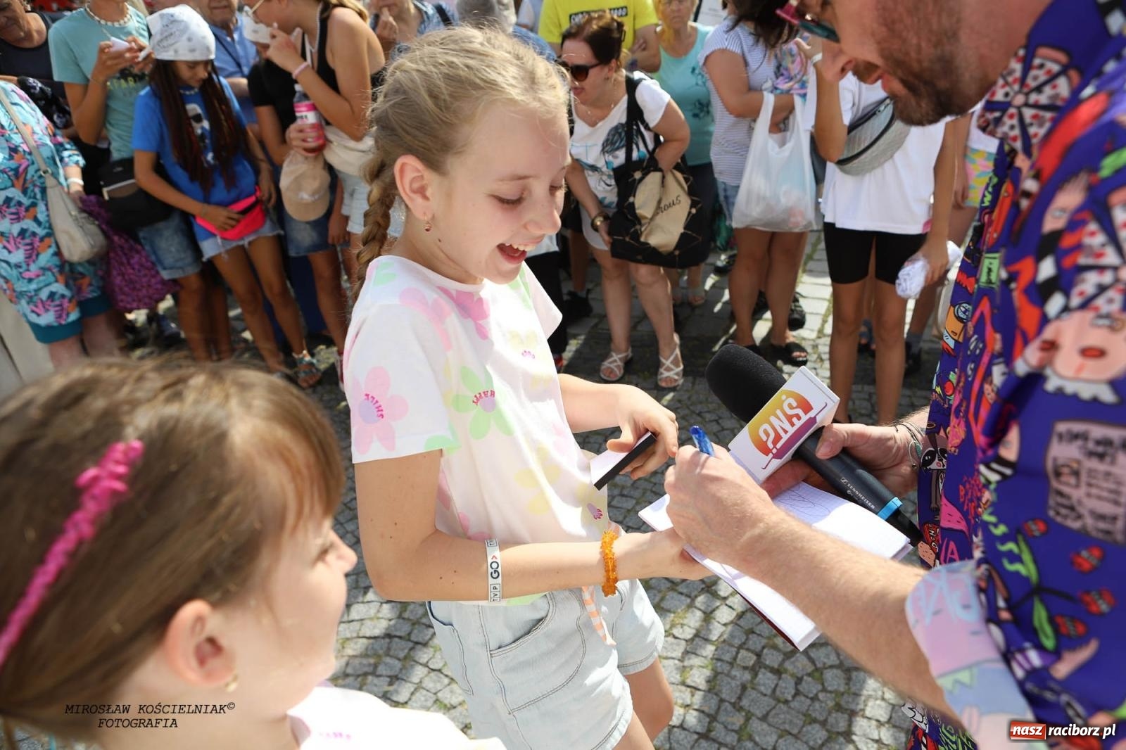 Zdjęcie w galerii na portalu naszraciborz.pl: Pytanie na Śniadanie TVP w Raciborzu. Na Rynku, na zamku, w grodzie i arboretum [FOTO] wiadomości z regionu