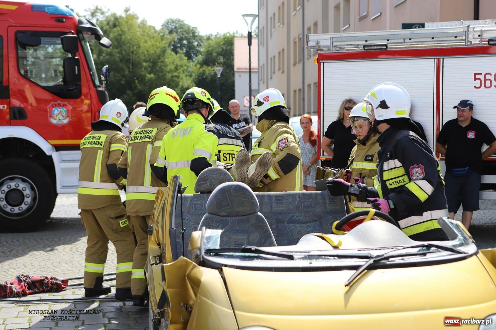Zdjęcie w galerii na portalu naszraciborz.pl: Pytanie na Śniadanie TVP w Raciborzu. Na Rynku, na zamku, w grodzie i arboretum [FOTO] wiadomości z regionu