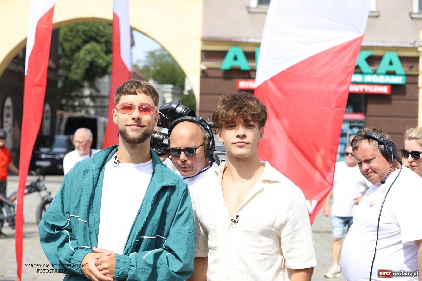 Zdjęcie w galerii na portalu naszraciborz.pl: Pytanie na Śniadanie TVP w Raciborzu. Na Rynku, na zamku, w grodzie i arboretum [FOTO] wiadomości z regionu