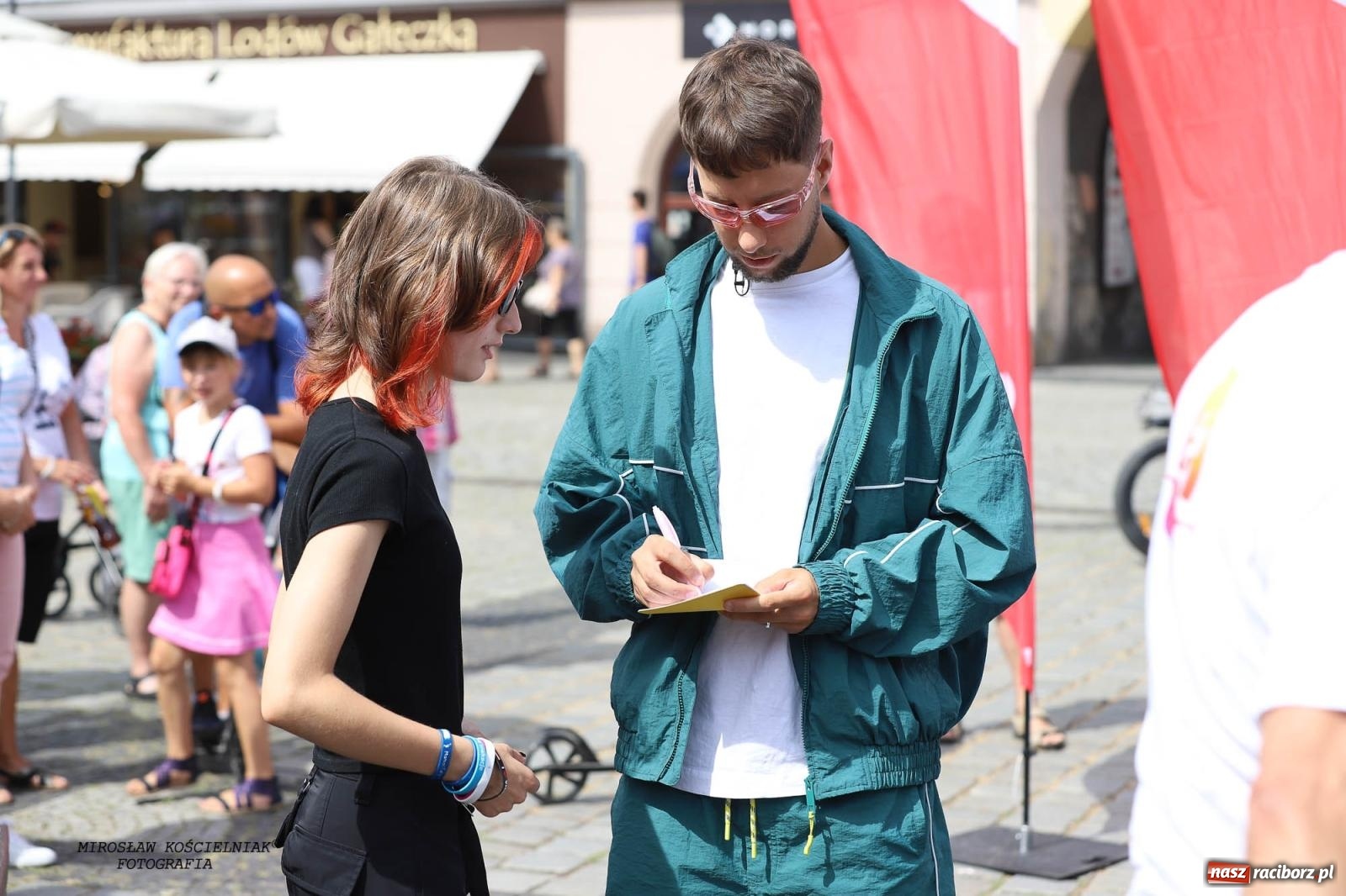 Zdjęcie w galerii na portalu naszraciborz.pl: Pytanie na Śniadanie TVP w Raciborzu. Na Rynku, na zamku, w grodzie i arboretum [FOTO] wiadomości z regionu