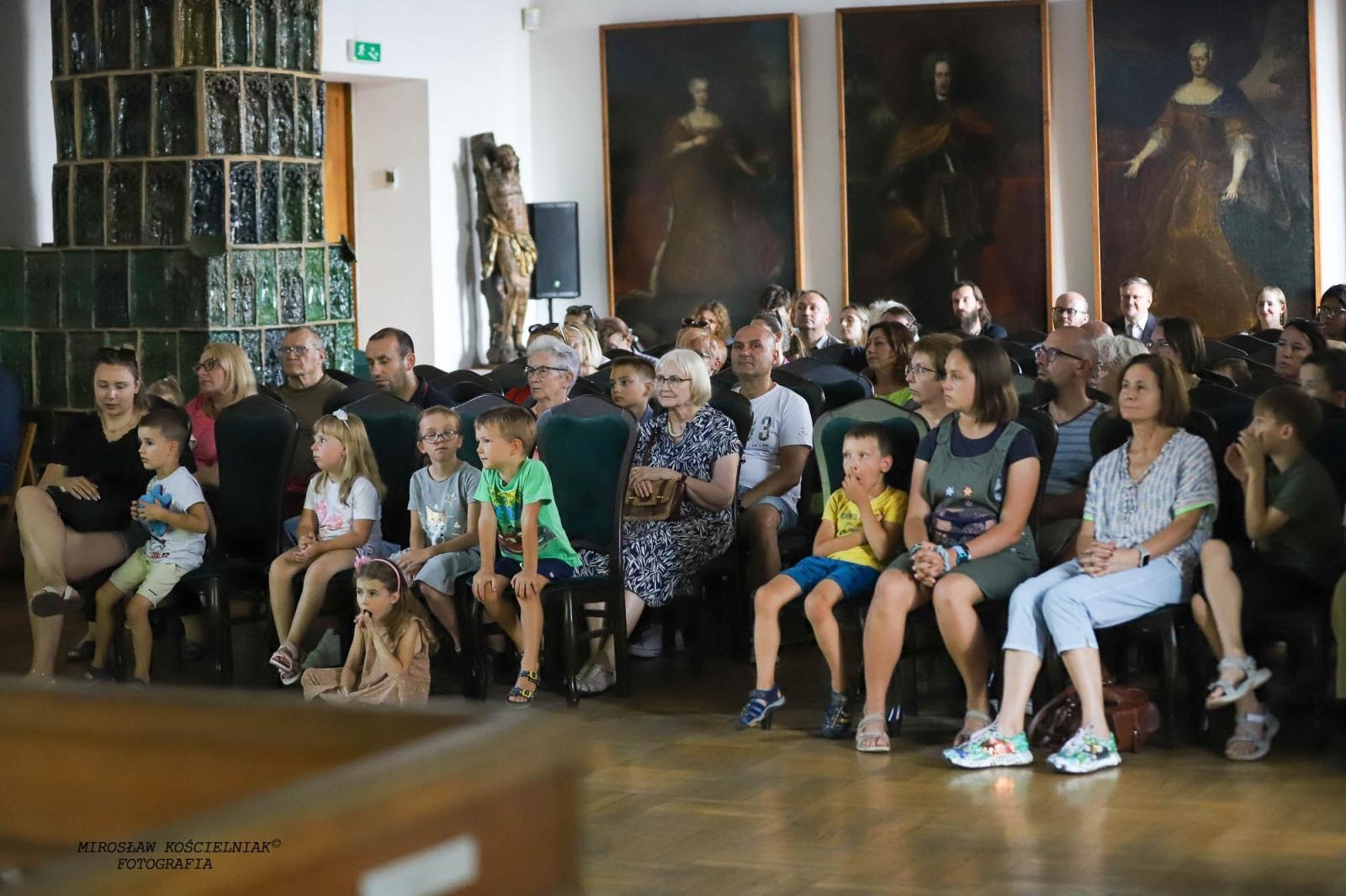 Zdjęcie w galerii na portalu naszraciborz.pl: Reksio, Bolek i Lolek zagościli w raciborskim Muzeum wiadomości z regionu