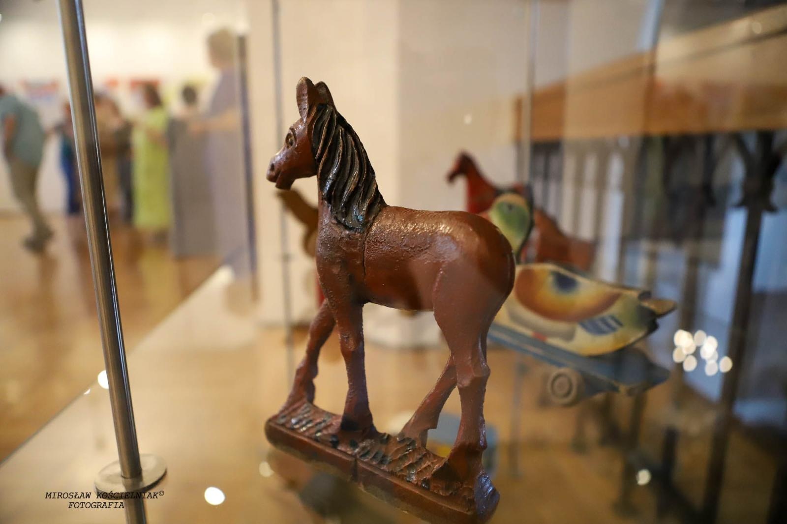 Zdjęcie w galerii na portalu naszraciborz.pl: Reksio, Bolek i Lolek zagościli w raciborskim Muzeum wiadomości z regionu