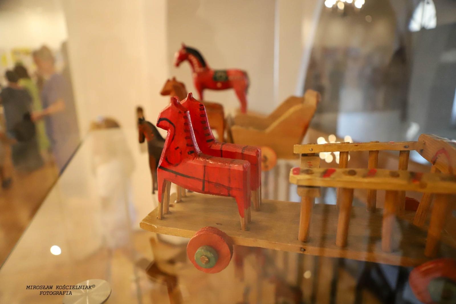 Zdjęcie w galerii na portalu naszraciborz.pl: Reksio, Bolek i Lolek zagościli w raciborskim Muzeum wiadomości z regionu