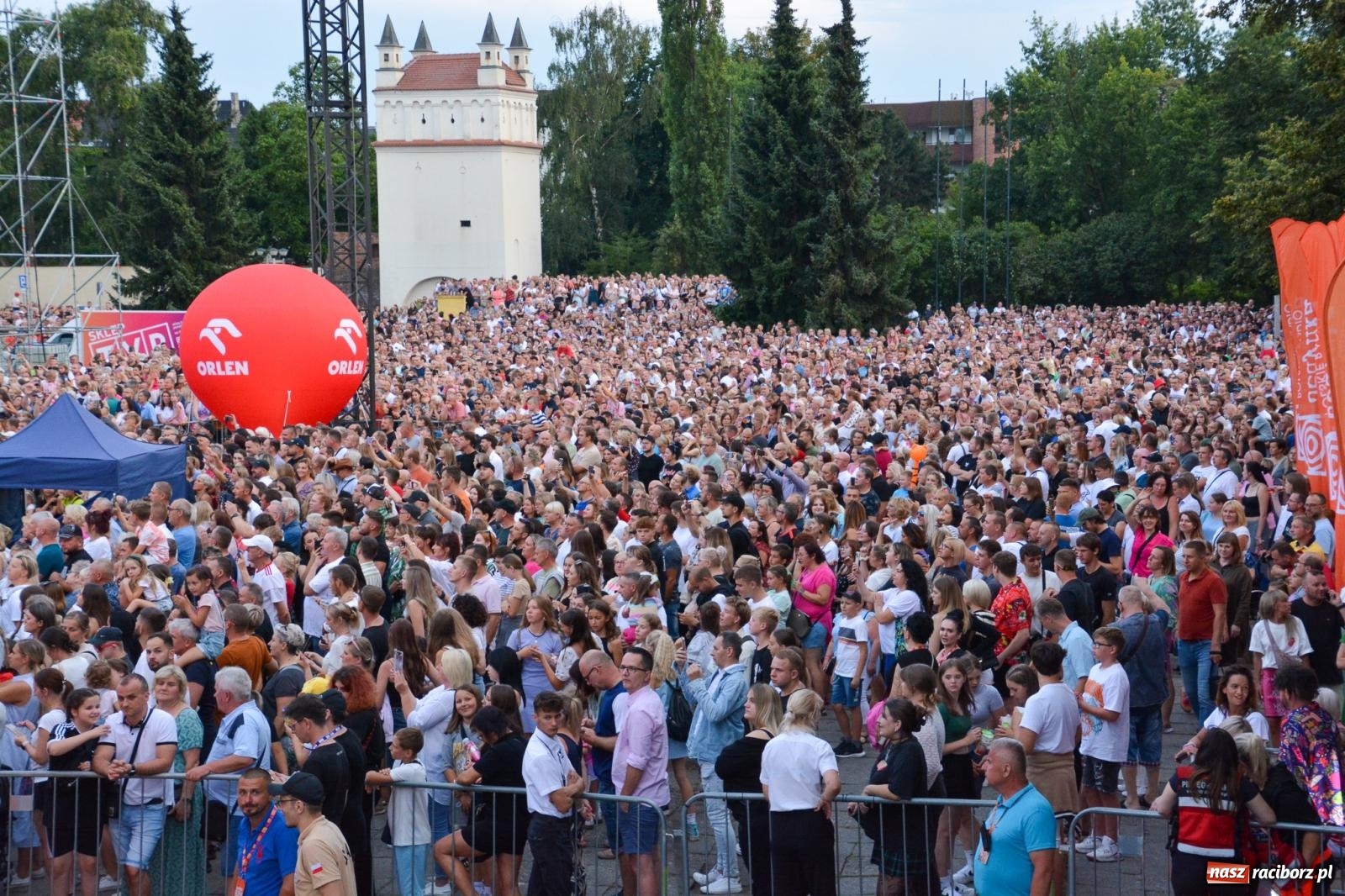 Zdjęcie w galerii na portalu naszraciborz.pl: Lato z Radiem i Telewizją Polską. Tak się bawił Racibórz [FOTO i WIDEO] wiadomości z regionu