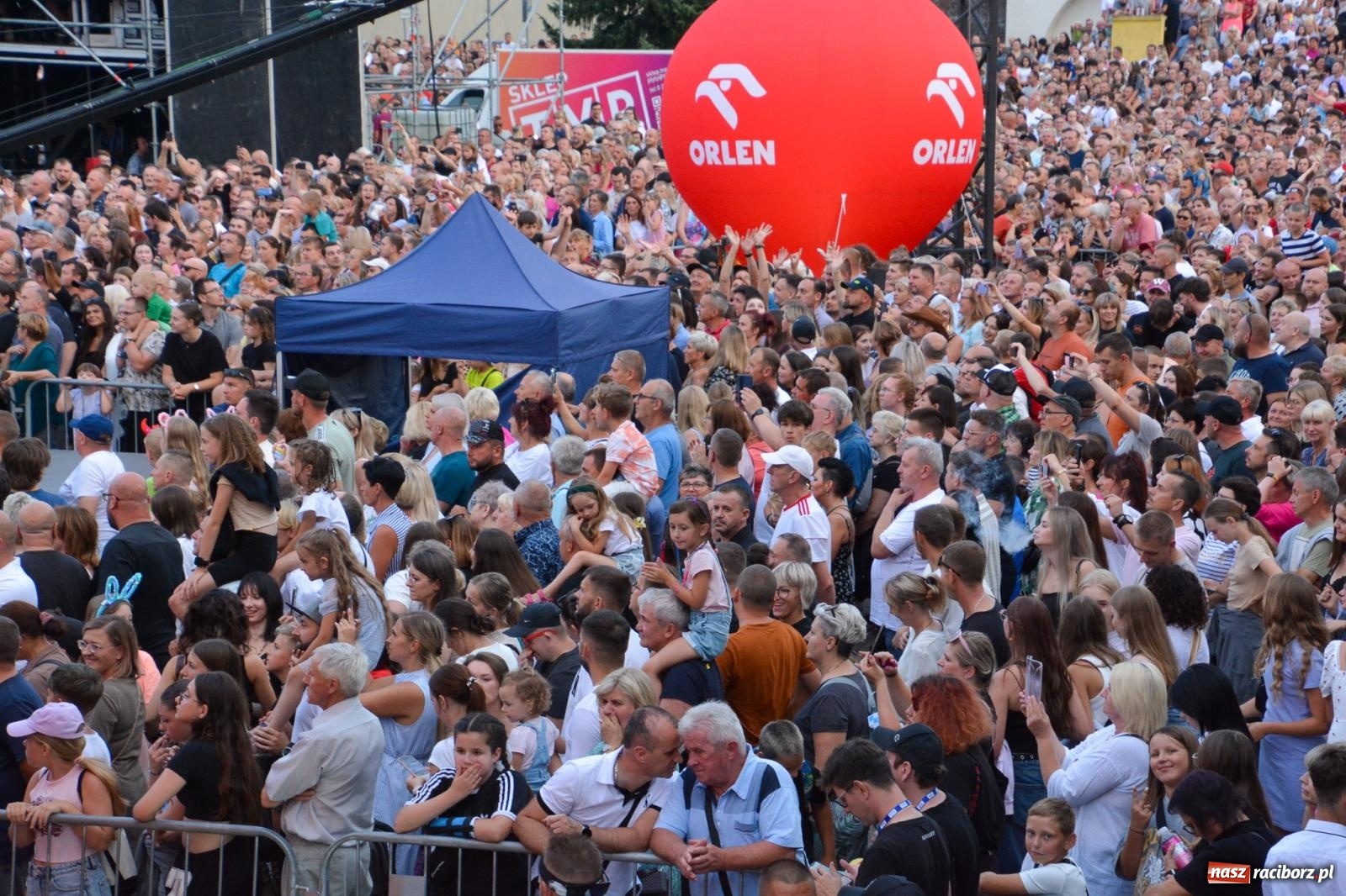 Zdjęcie w galerii na portalu naszraciborz.pl: Lato z Radiem i Telewizją Polską. Tak się bawił Racibórz [FOTO i WIDEO] wiadomości z regionu