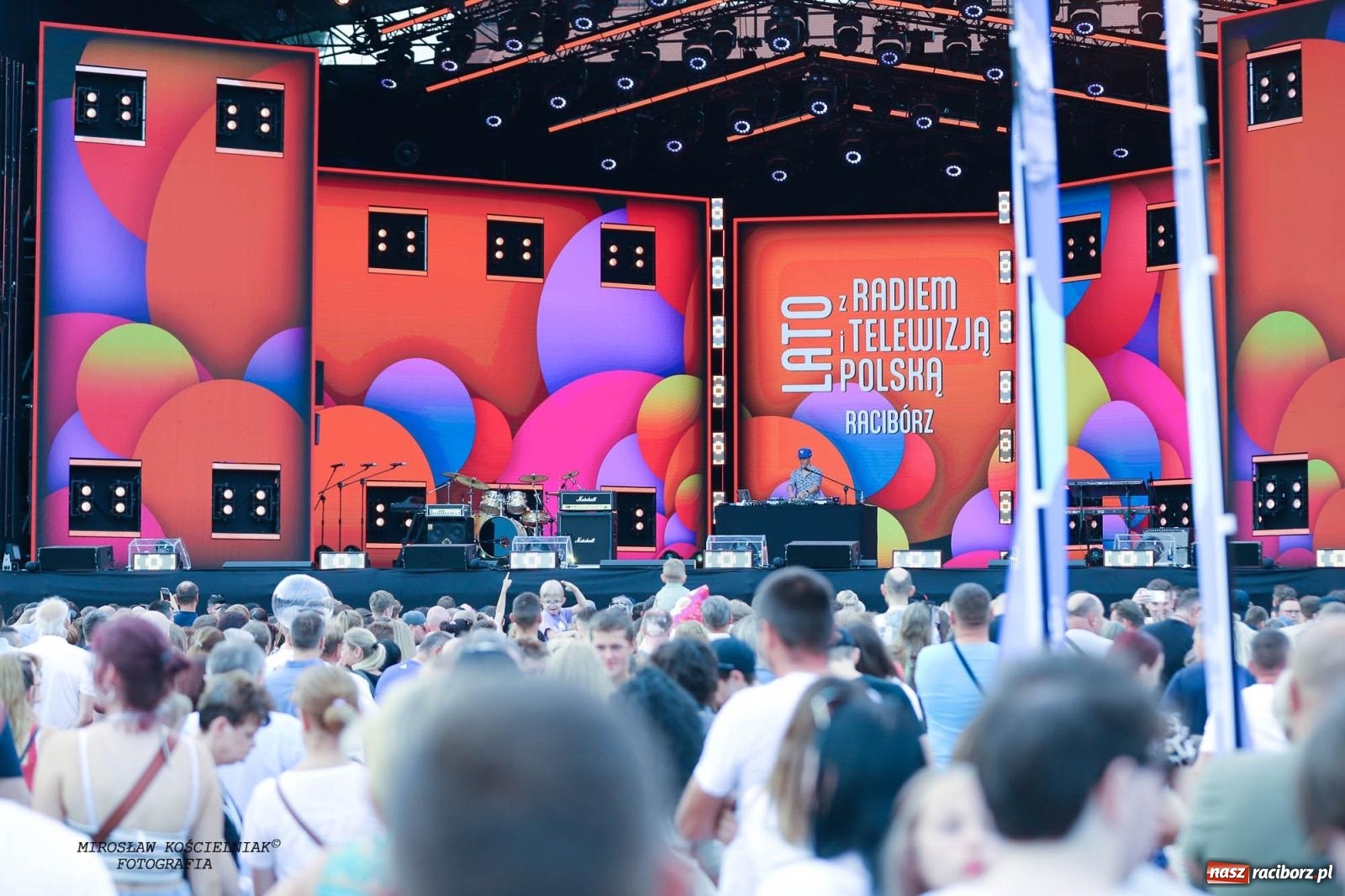 Zdjęcie w galerii na portalu naszraciborz.pl: Tysiące widzów na koncercie TVP i Polskiego Radia [FOTO] wiadomości z regionu