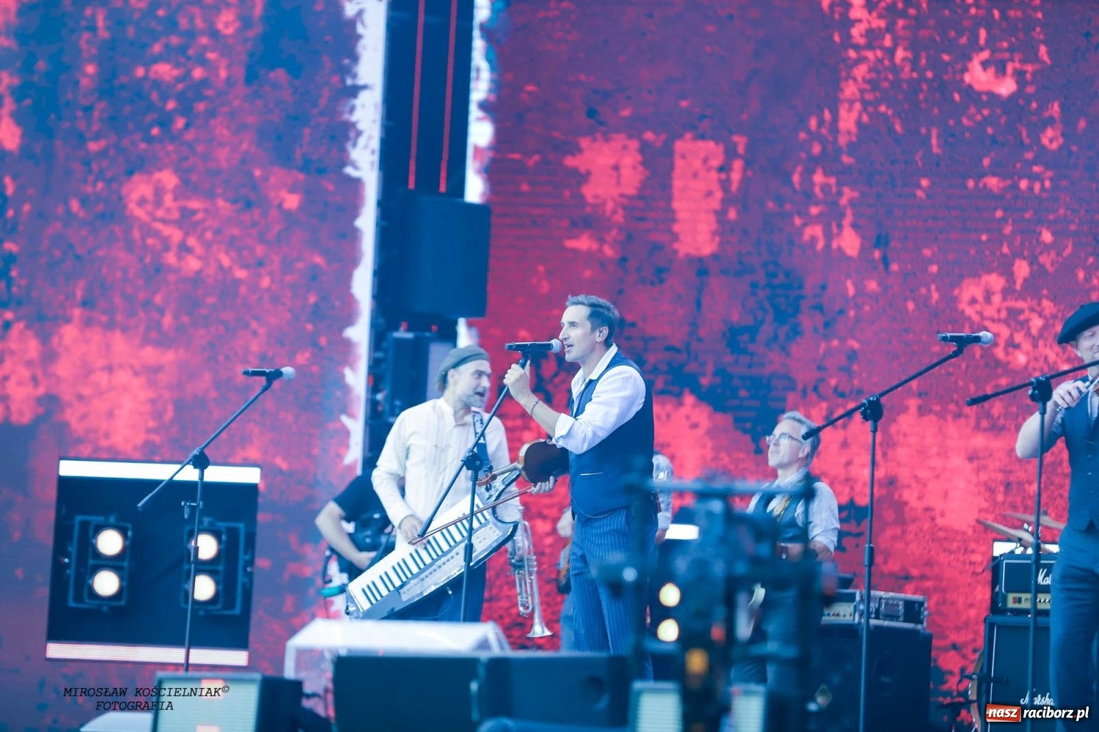 Zdjęcie w galerii na portalu naszraciborz.pl: Tysiące widzów na koncercie TVP i Polskiego Radia [FOTO] wiadomości z regionu