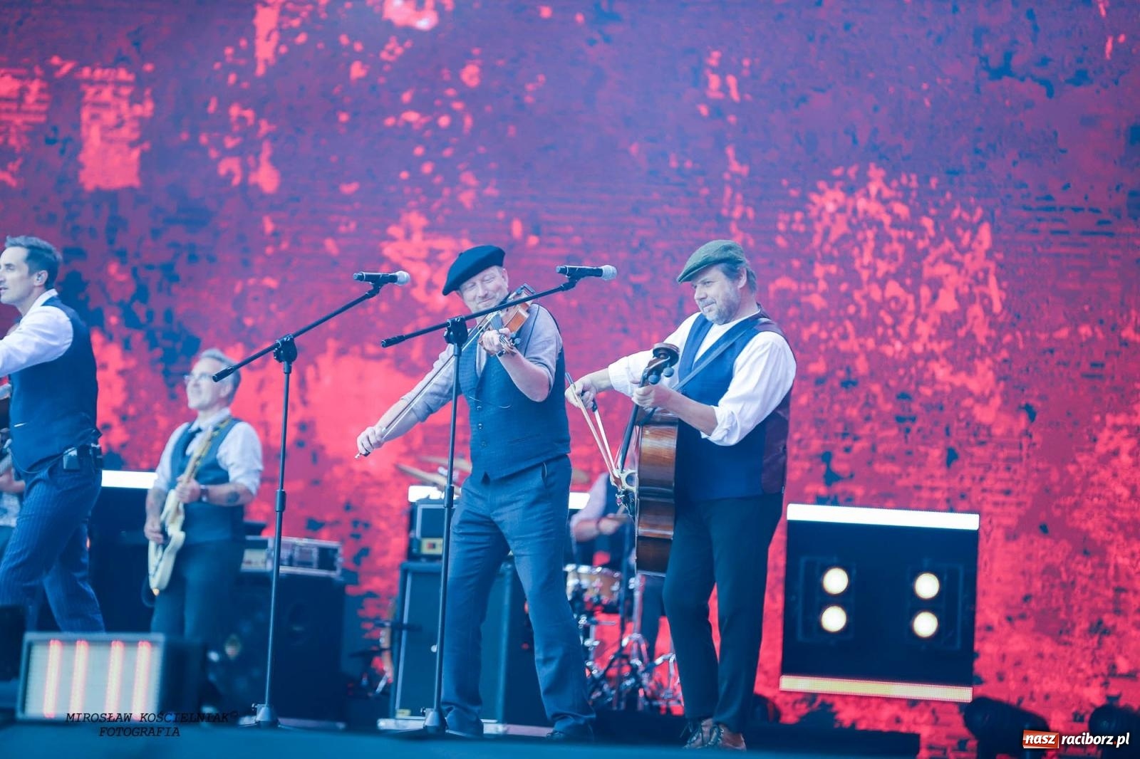 Zdjęcie w galerii na portalu naszraciborz.pl: Tysiące widzów na koncercie TVP i Polskiego Radia [FOTO] wiadomości z regionu