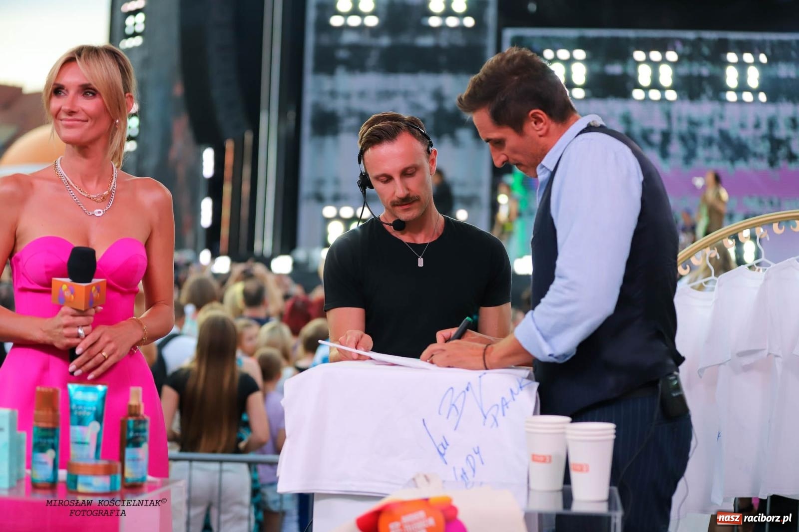 Zdjęcie w galerii na portalu naszraciborz.pl: Tysiące widzów na koncercie TVP i Polskiego Radia [FOTO] wiadomości z regionu