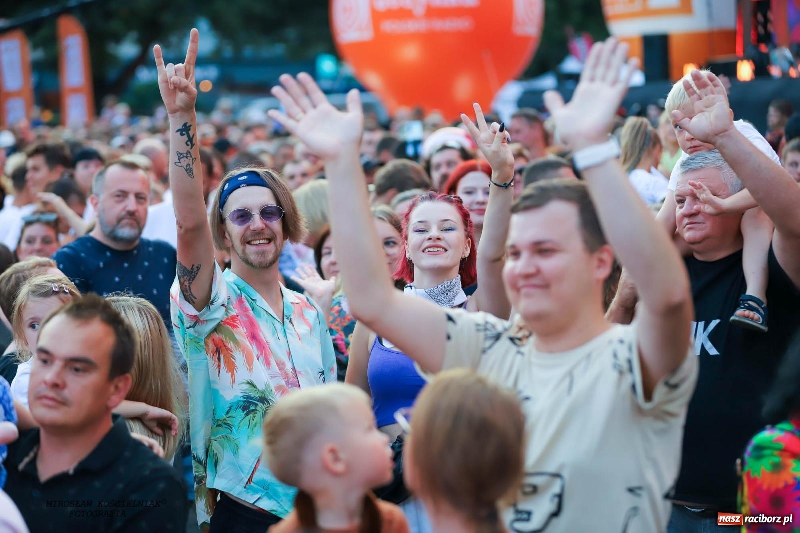 Zdjęcie w galerii na portalu naszraciborz.pl: Tysiące widzów na koncercie TVP i Polskiego Radia [FOTO] wiadomości z regionu