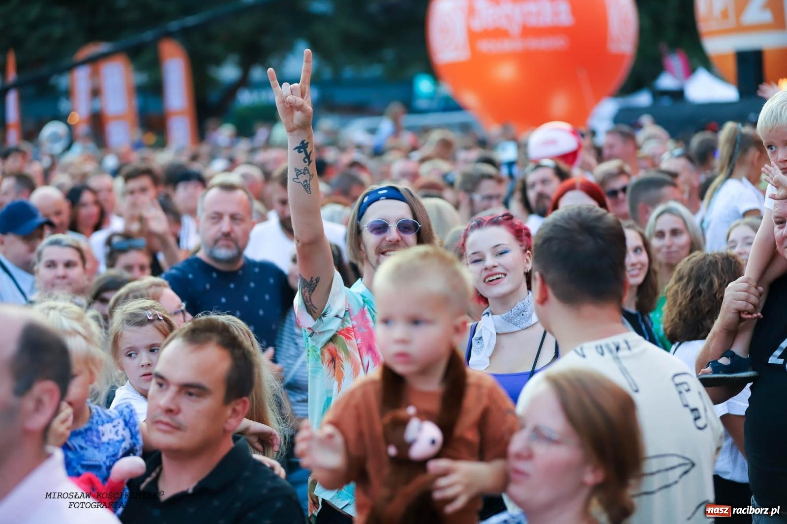 Zdjęcie w galerii na portalu naszraciborz.pl: Tysiące widzów na koncercie TVP i Polskiego Radia [FOTO] wiadomości z regionu