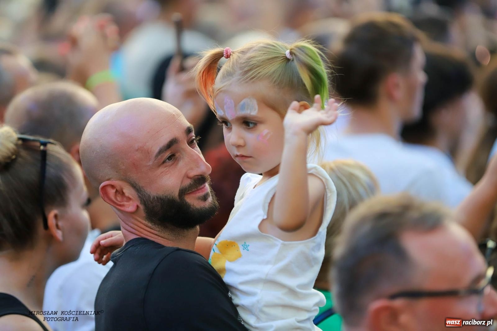 Zdjęcie w galerii na portalu naszraciborz.pl: Tysiące widzów na koncercie TVP i Polskiego Radia [FOTO] wiadomości z regionu