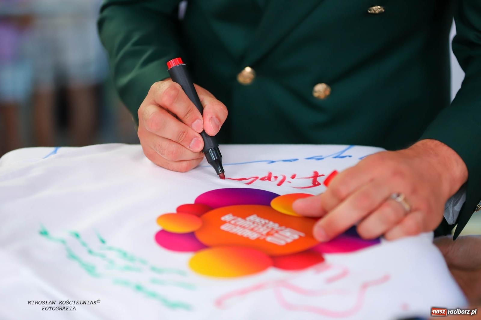 Zdjęcie w galerii na portalu naszraciborz.pl: Tysiące widzów na koncercie TVP i Polskiego Radia [FOTO] wiadomości z regionu