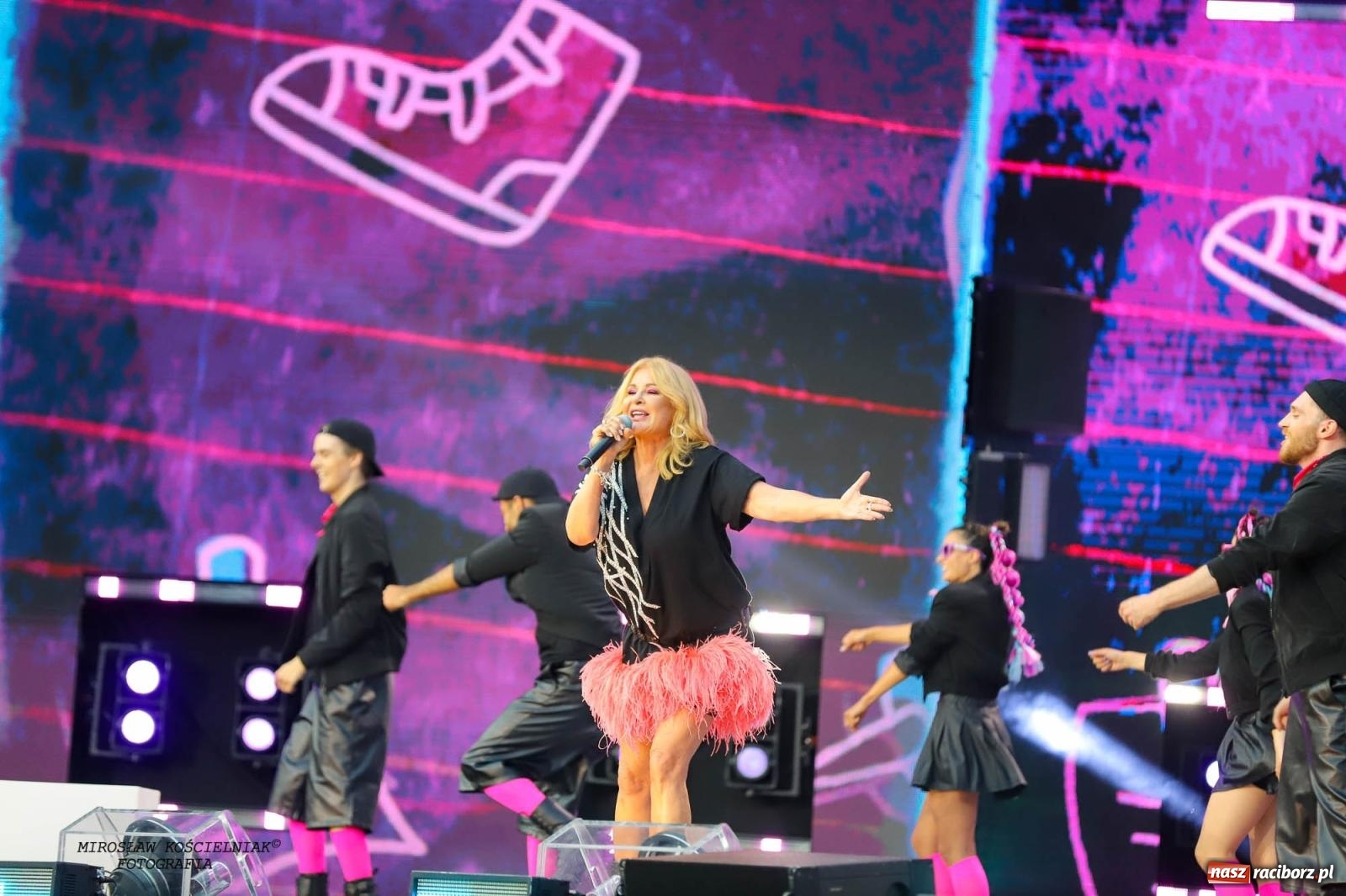 Zdjęcie w galerii na portalu naszraciborz.pl: Tysiące widzów na koncercie TVP i Polskiego Radia [FOTO] wiadomości z regionu