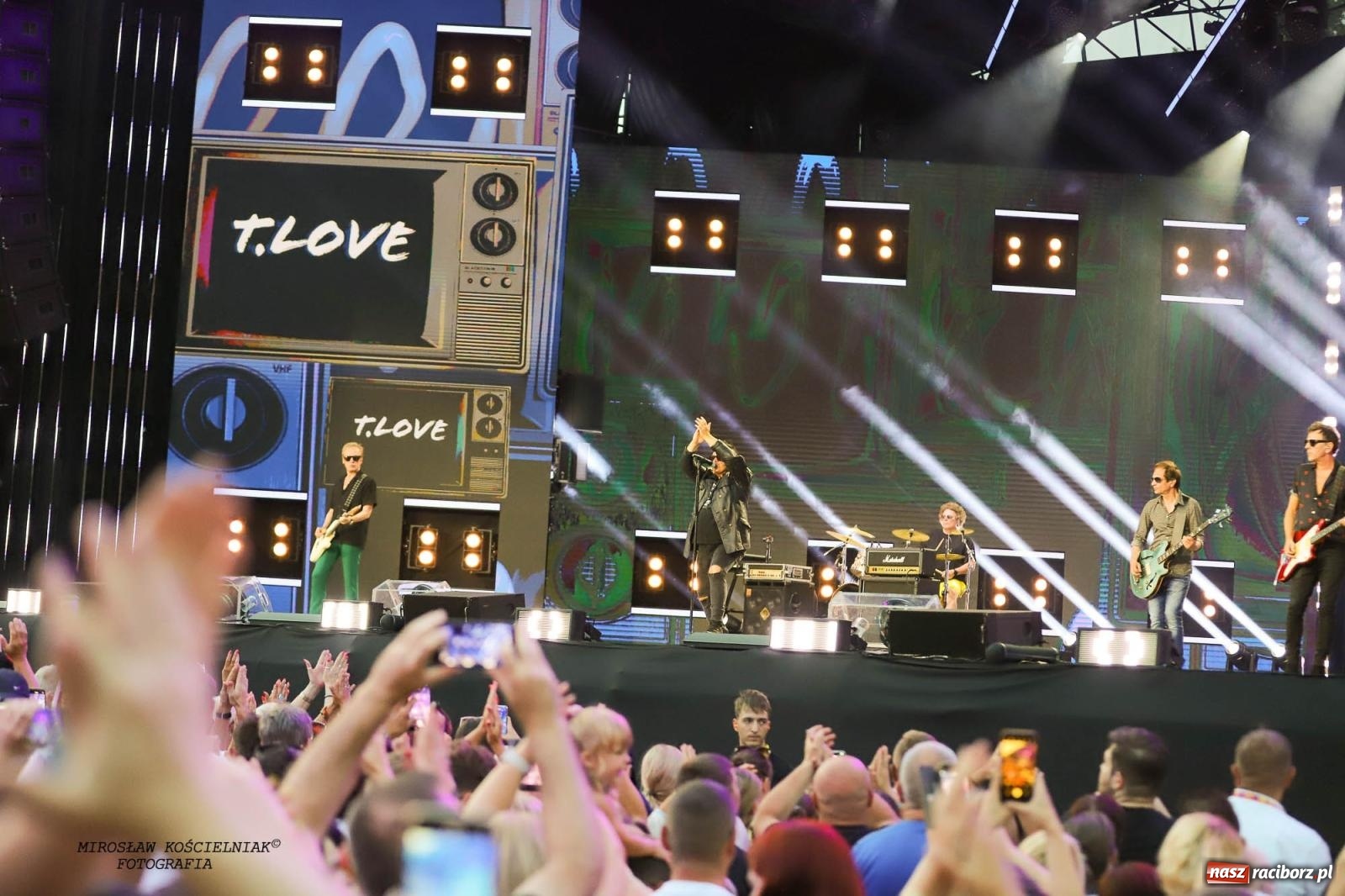 Zdjęcie w galerii na portalu naszraciborz.pl: Tysiące widzów na koncercie TVP i Polskiego Radia [FOTO] wiadomości z regionu