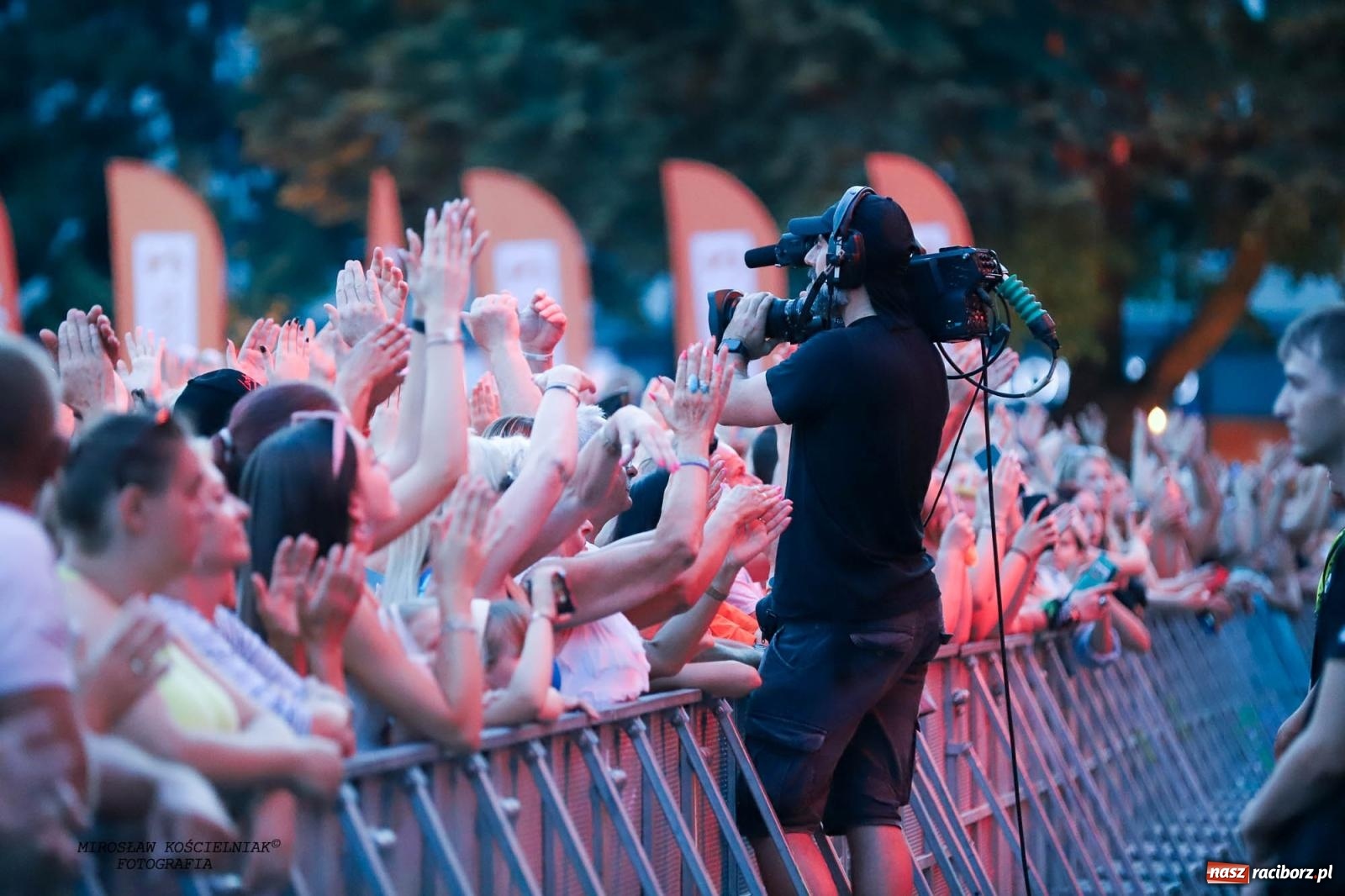 Zdjęcie w galerii na portalu naszraciborz.pl: Tysiące widzów na koncercie TVP i Polskiego Radia [FOTO] wiadomości z regionu