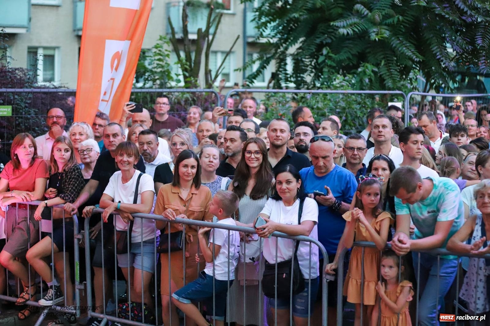 Zdjęcie w galerii na portalu naszraciborz.pl: Tysiące widzów na koncercie TVP i Polskiego Radia [FOTO] wiadomości z regionu
