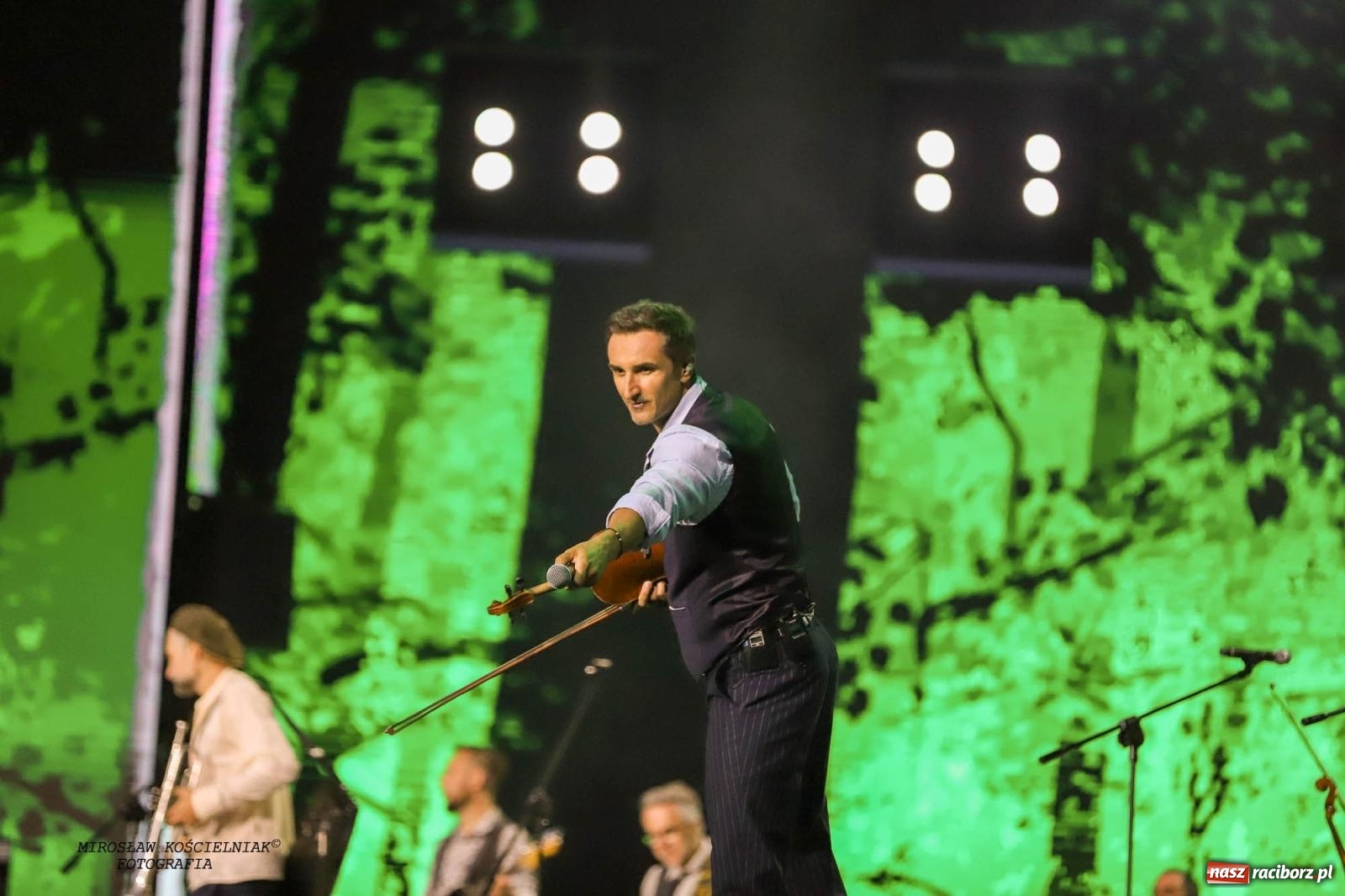 Zdjęcie w galerii na portalu naszraciborz.pl: Tysiące widzów na koncercie TVP i Polskiego Radia [FOTO] wiadomości z regionu
