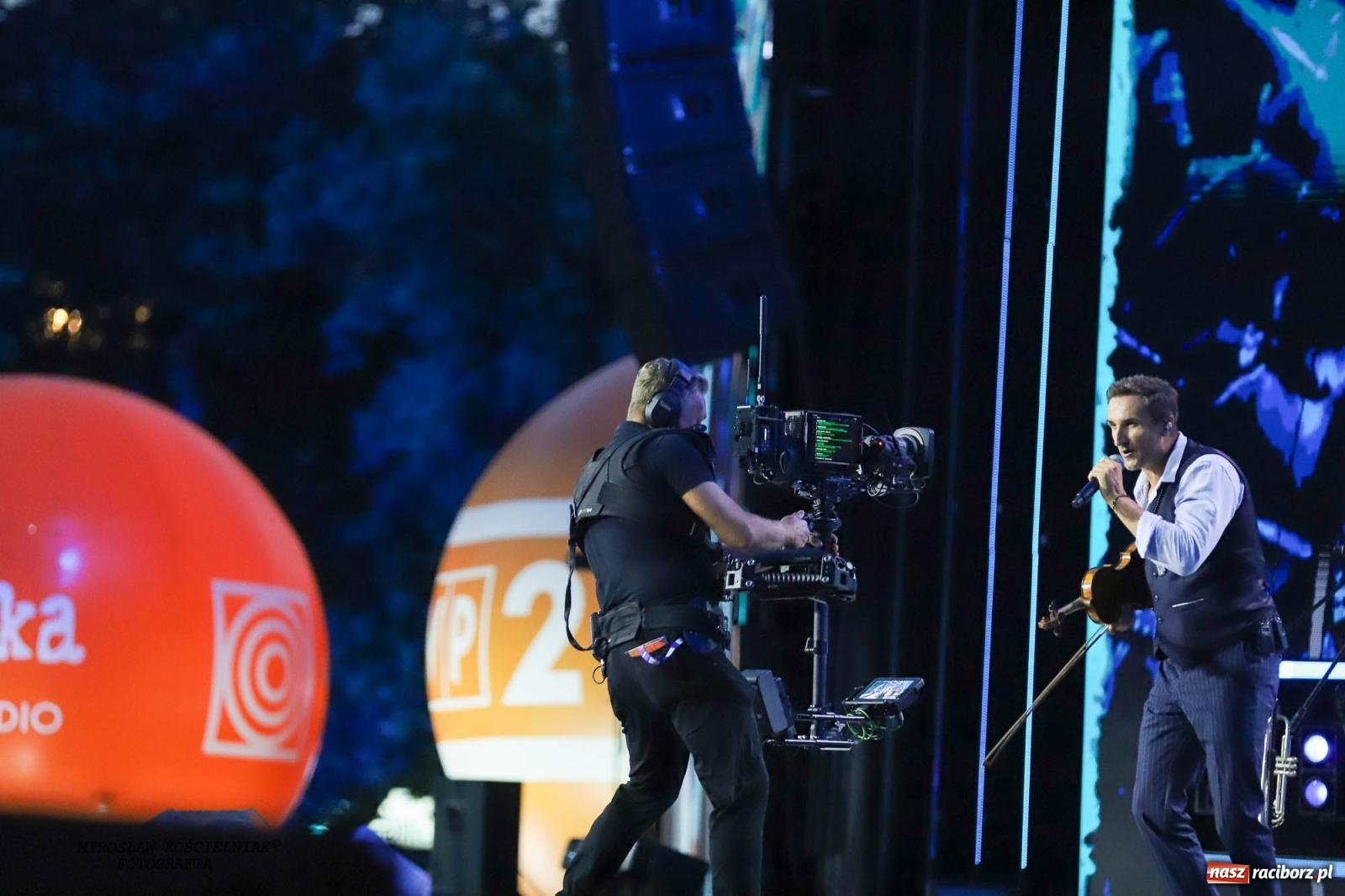 Zdjęcie w galerii na portalu naszraciborz.pl: Tysiące widzów na koncercie TVP i Polskiego Radia [FOTO] wiadomości z regionu