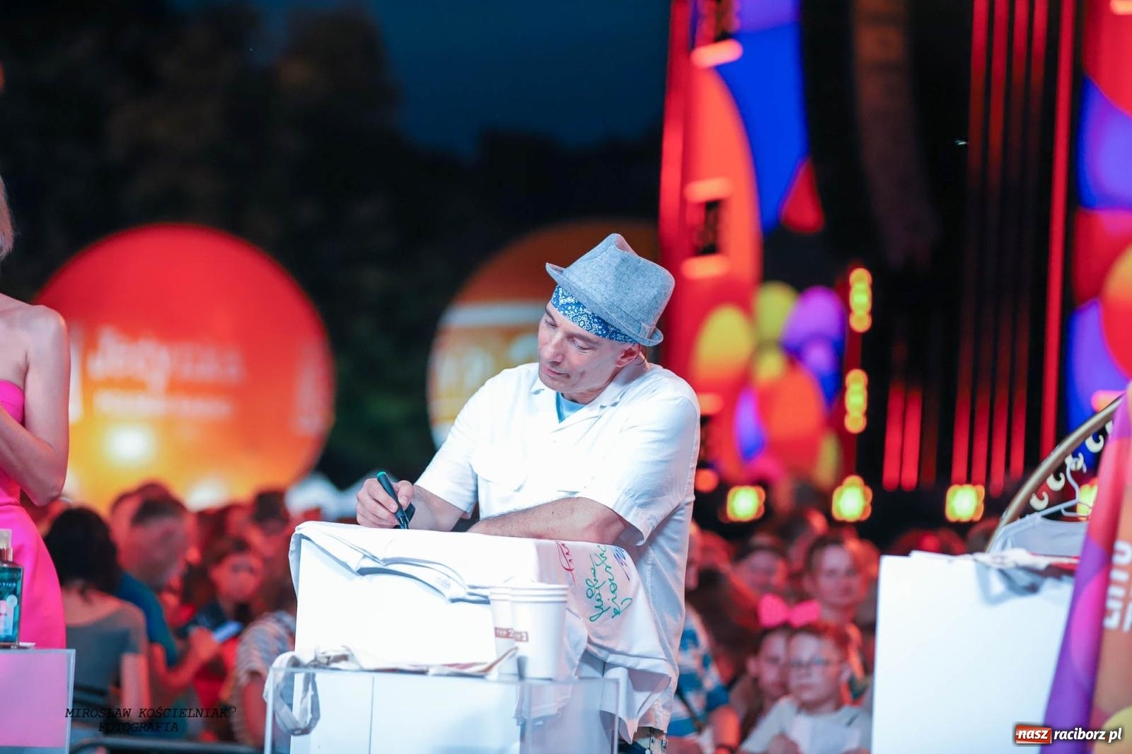 Zdjęcie w galerii na portalu naszraciborz.pl: Tysiące widzów na koncercie TVP i Polskiego Radia [FOTO] wiadomości z regionu