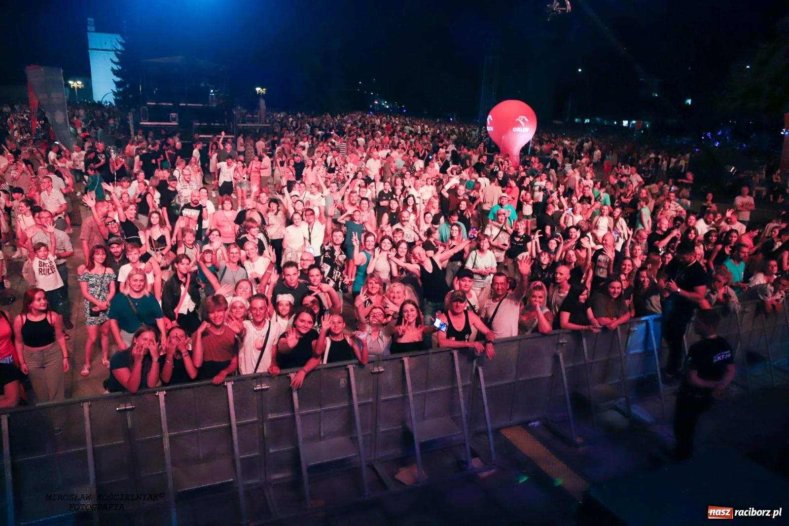 Zdjęcie w galerii na portalu naszraciborz.pl: Tysiące widzów na koncercie TVP i Polskiego Radia [FOTO] wiadomości z regionu