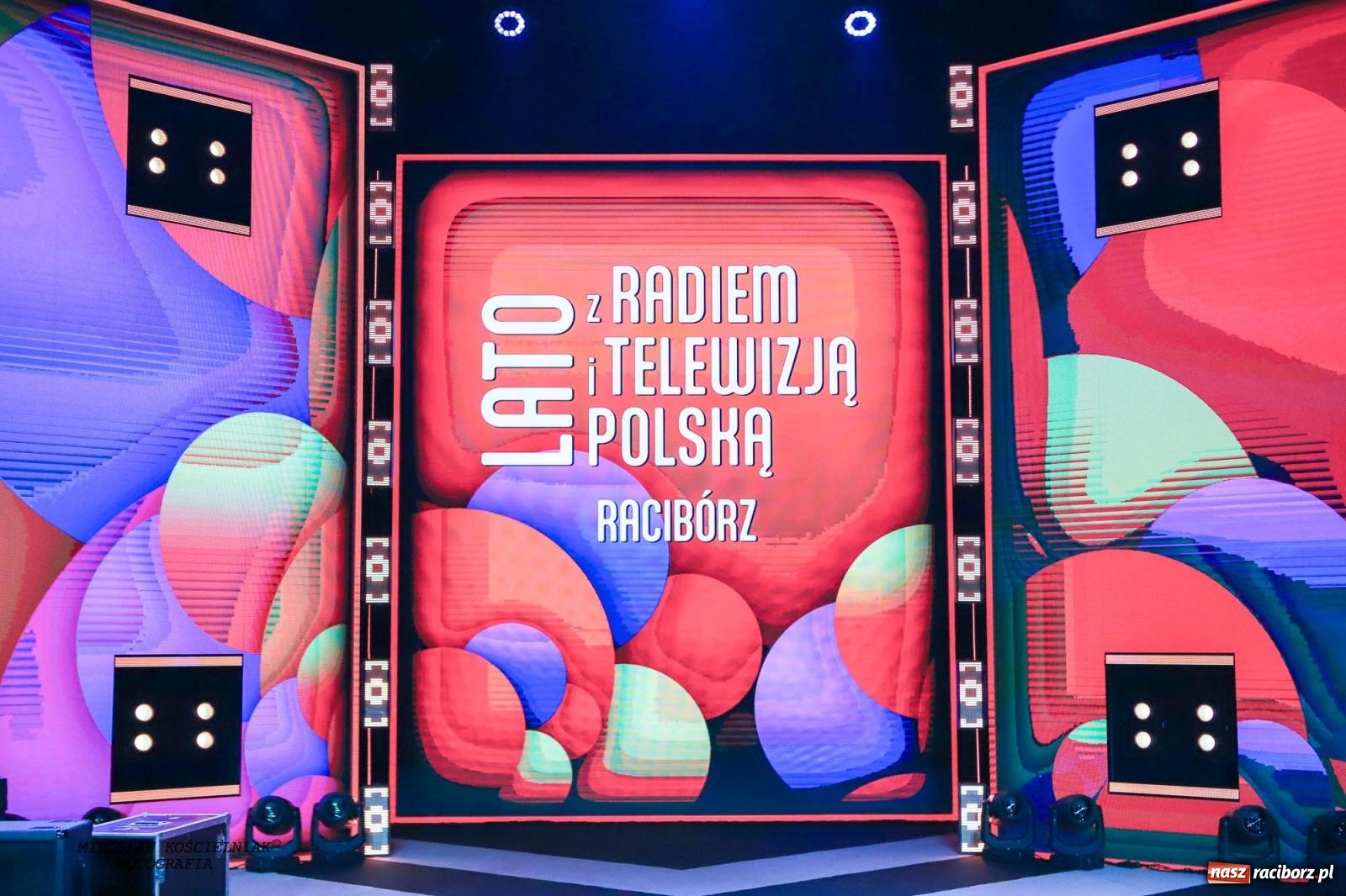 Zdjęcie w galerii na portalu naszraciborz.pl: Tysiące widzów na koncercie TVP i Polskiego Radia [FOTO] wiadomości z regionu