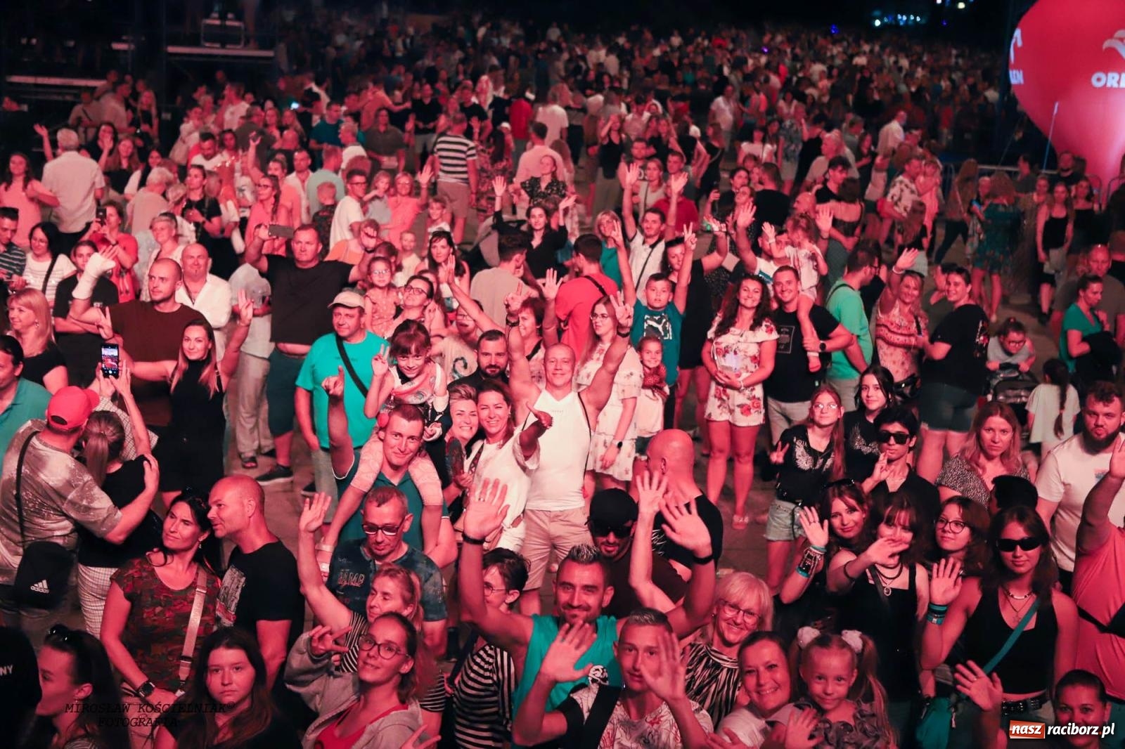 Zdjęcie w galerii na portalu naszraciborz.pl: Tysiące widzów na koncercie TVP i Polskiego Radia [FOTO] wiadomości z regionu