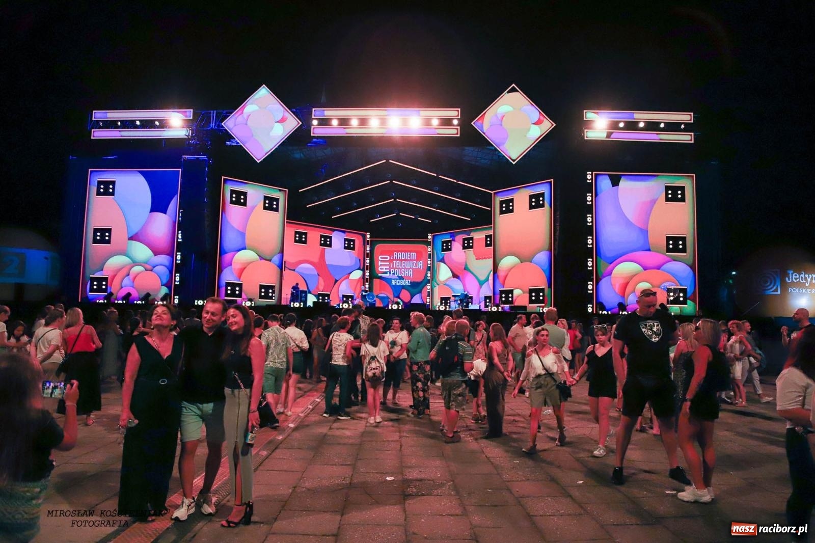 Zdjęcie w galerii na portalu naszraciborz.pl: Tysiące widzów na koncercie TVP i Polskiego Radia [FOTO] wiadomości z regionu