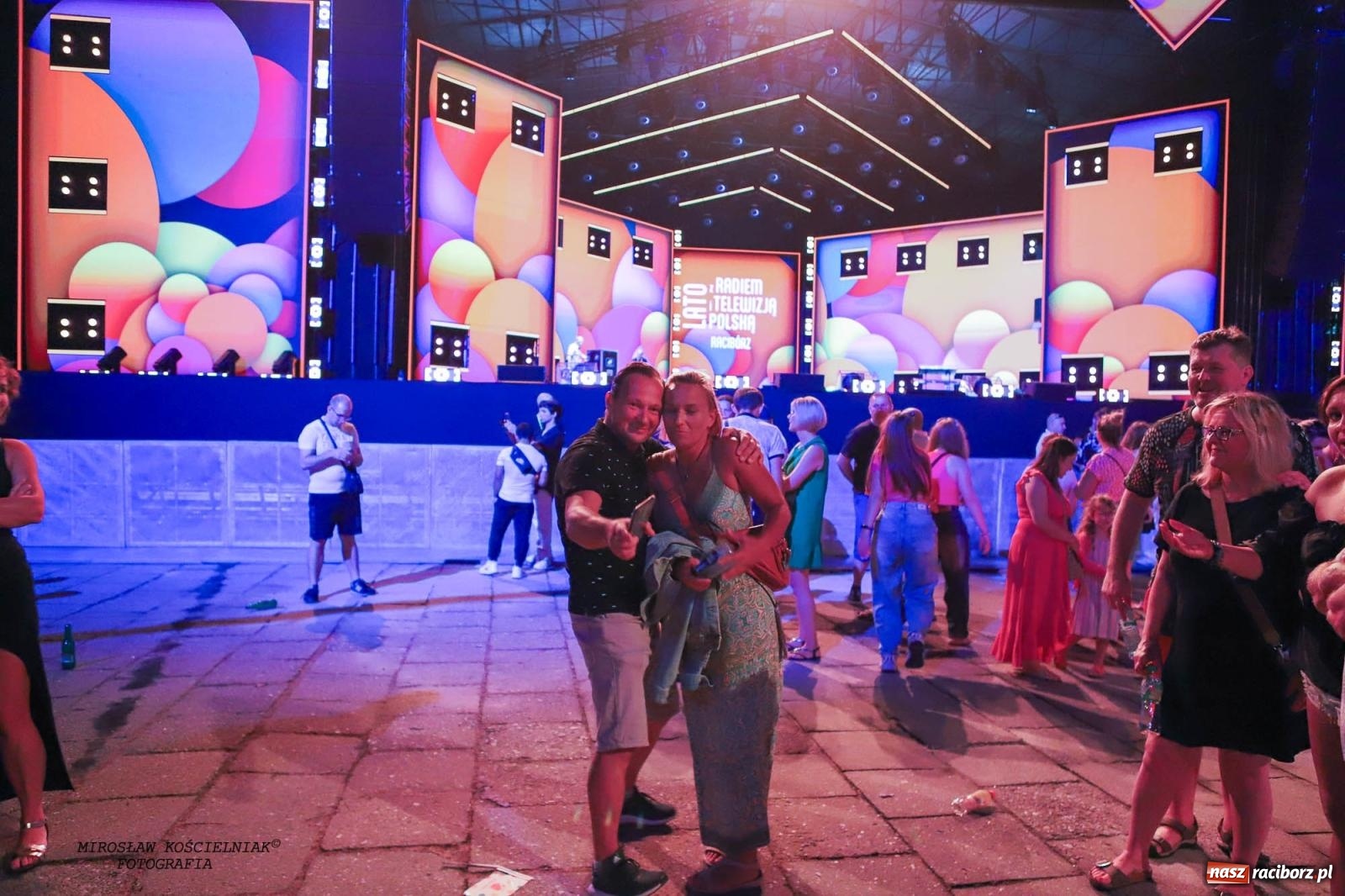 Zdjęcie w galerii na portalu naszraciborz.pl: Tysiące widzów na koncercie TVP i Polskiego Radia [FOTO] wiadomości z regionu