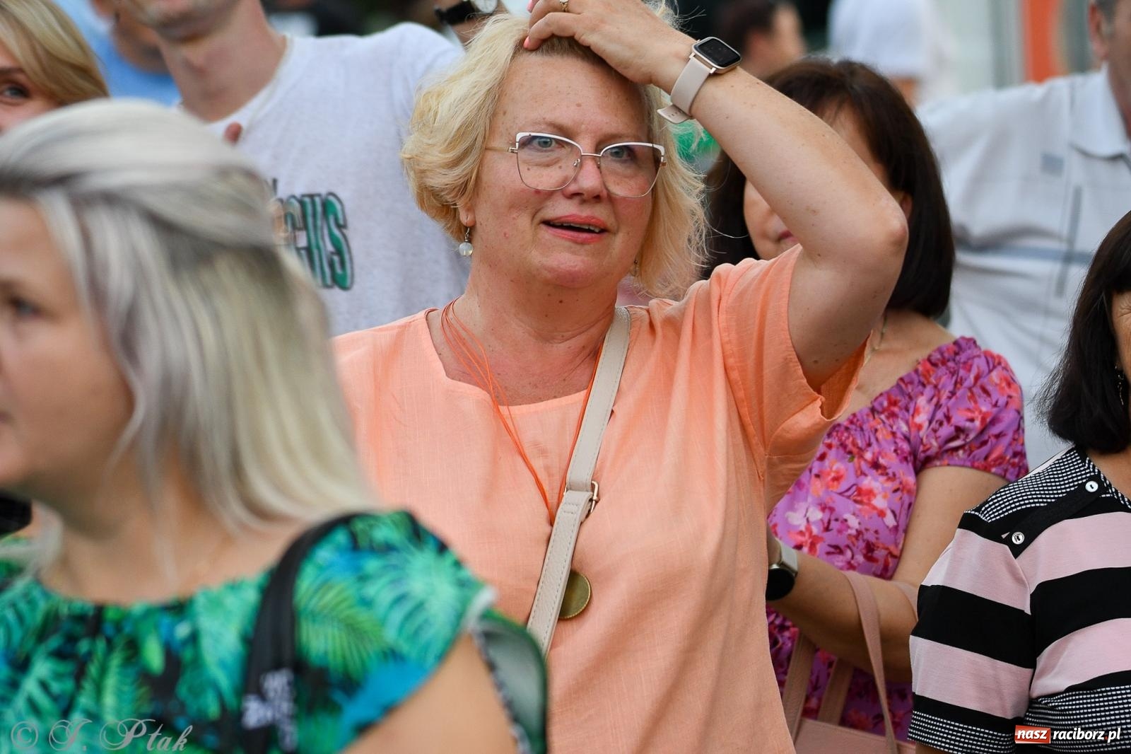 Zdjęcie w galerii na portalu naszraciborz.pl: Wielkie show Telewizji Polskiej w Raciborzu. Te gwiazdy rozgrzały publiczność wiadomości z regionu