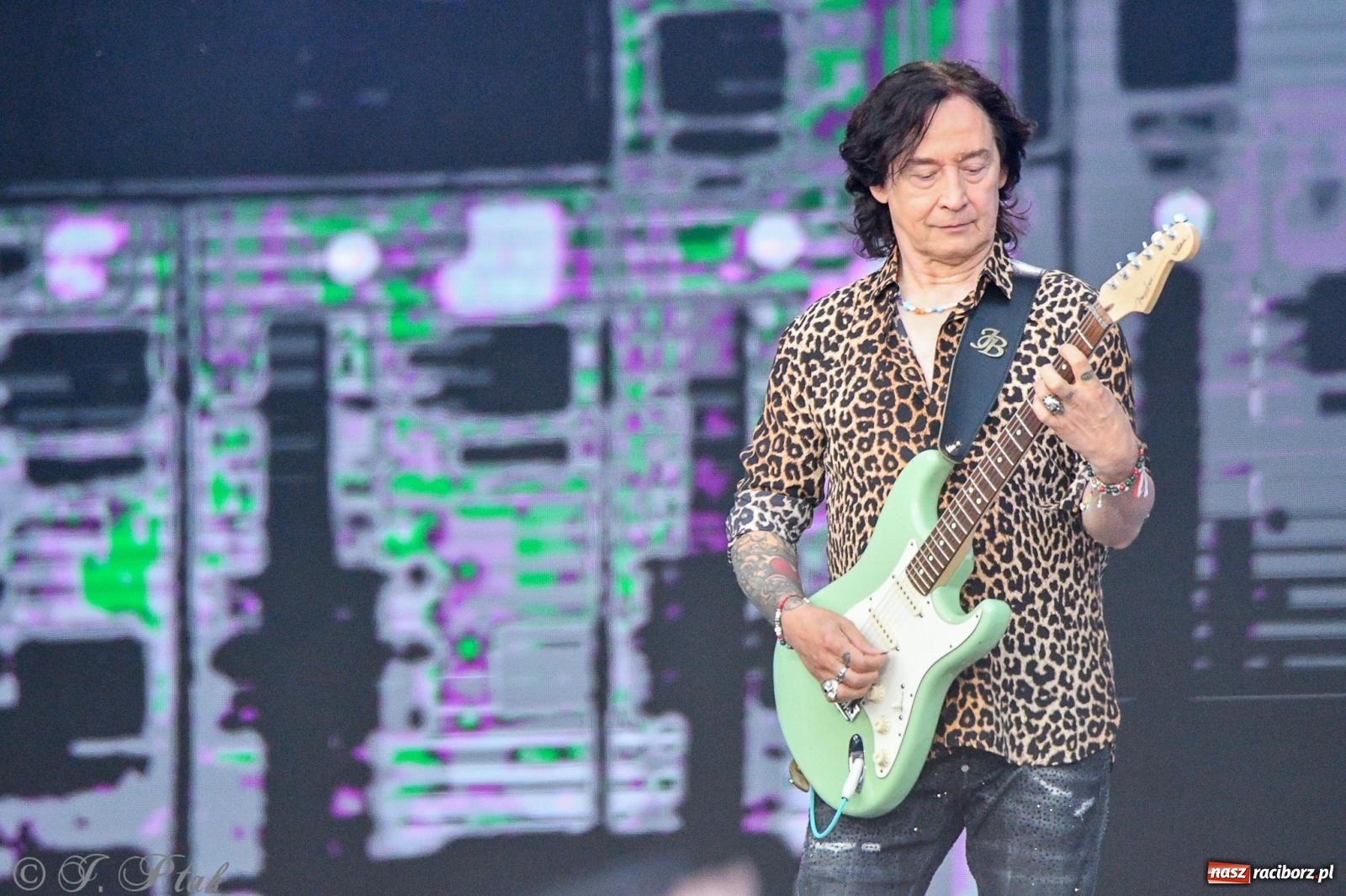 Zdjęcie w galerii na portalu naszraciborz.pl: Wielkie show Telewizji Polskiej w Raciborzu. Te gwiazdy rozgrzały publiczność wiadomości z regionu