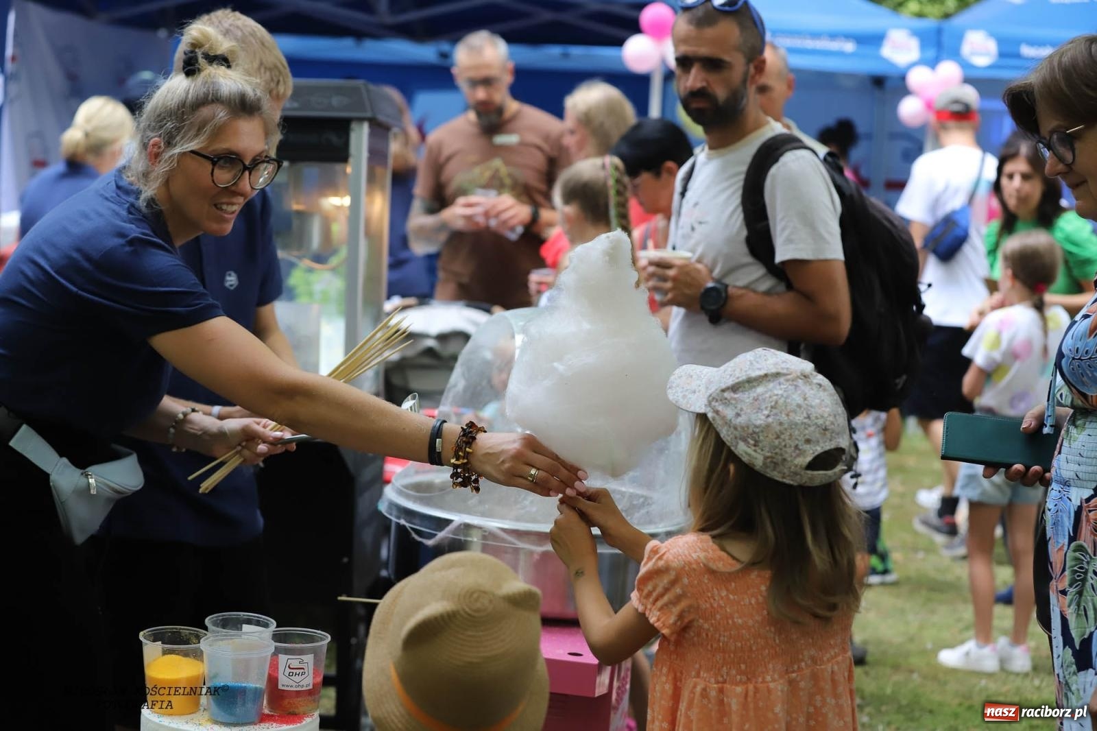 Zdjęcie w galerii na portalu naszraciborz.pl: Piknik Rodzinny Lato z Radiem w Parku im. Miasta Roth [FOTO] wiadomości z regionu