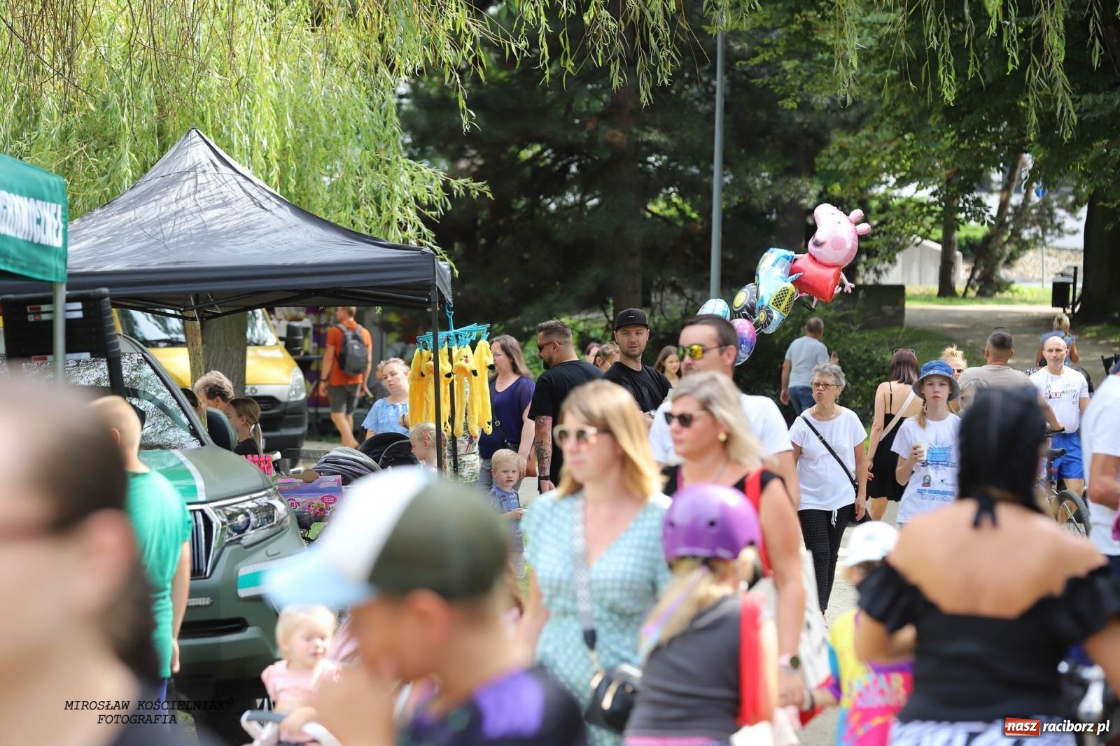Zdjęcie w galerii na portalu naszraciborz.pl: Piknik Rodzinny Lato z Radiem w Parku im. Miasta Roth [FOTO] wiadomości z regionu
