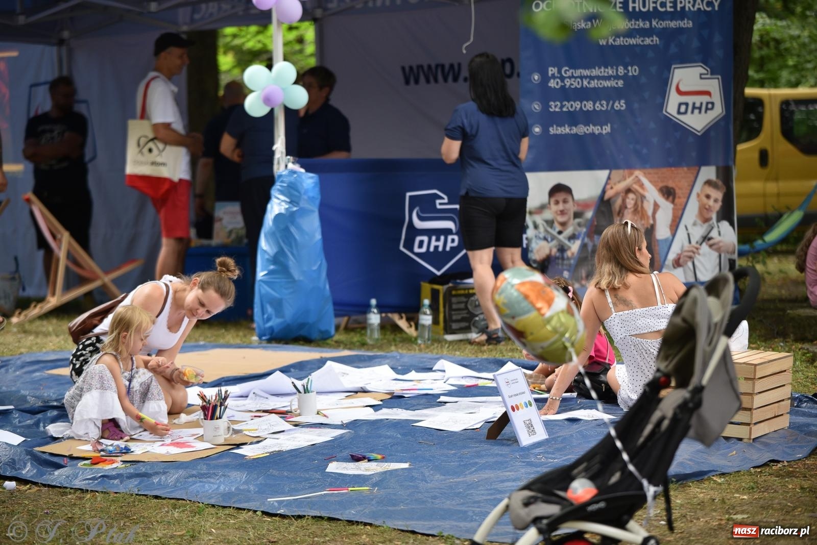 Zdjęcie w galerii na portalu naszraciborz.pl: Piknik Rodzinny Lato z Radiem w Parku im. Miasta Roth [FOTO] wiadomości z regionu