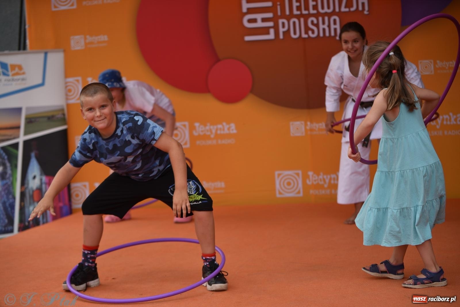Zdjęcie w galerii na portalu naszraciborz.pl: Piknik Rodzinny Lato z Radiem w Parku im. Miasta Roth [FOTO] wiadomości z regionu
