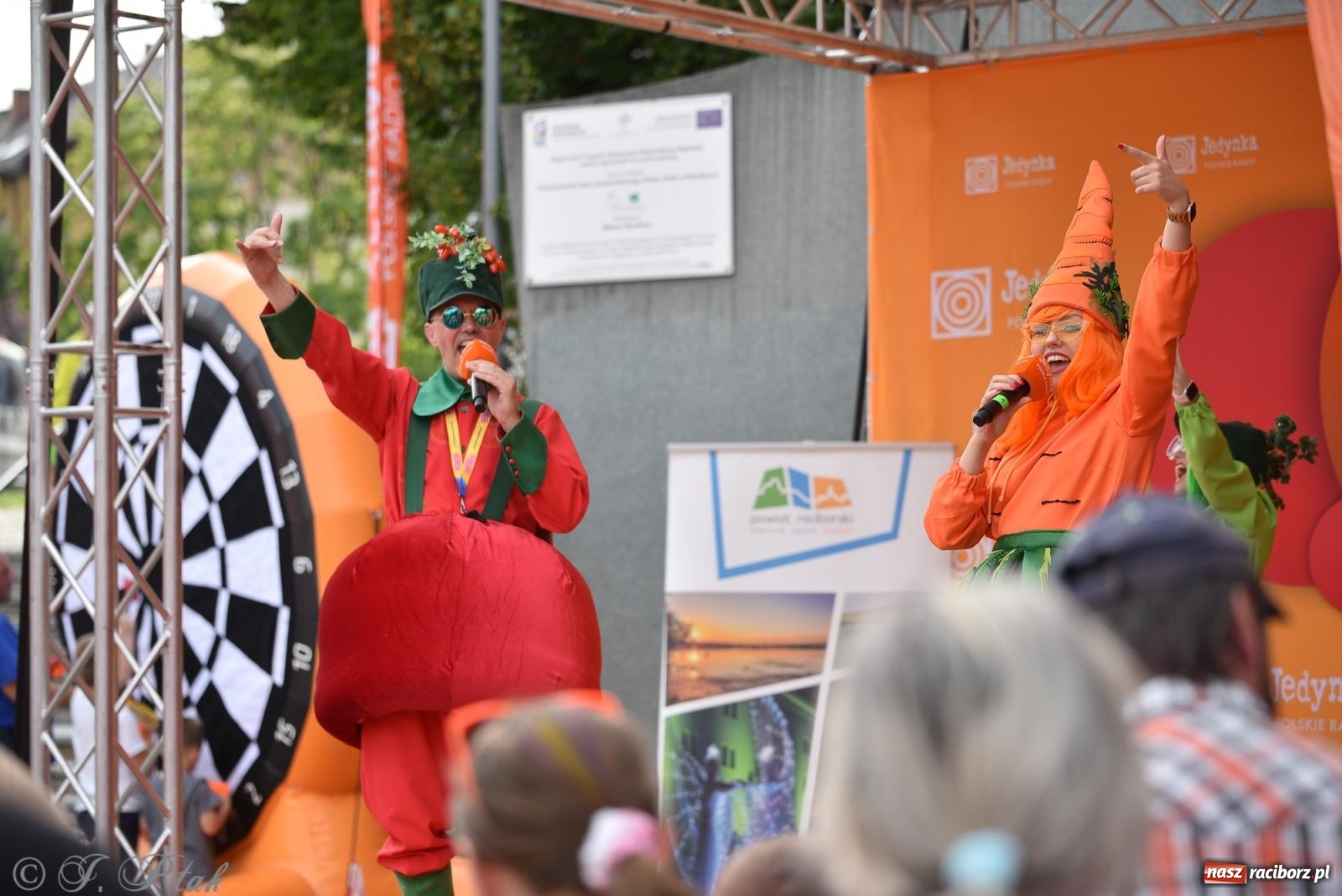 Zdjęcie w galerii na portalu naszraciborz.pl: Piknik Rodzinny Lato z Radiem w Parku im. Miasta Roth [FOTO] wiadomości z regionu