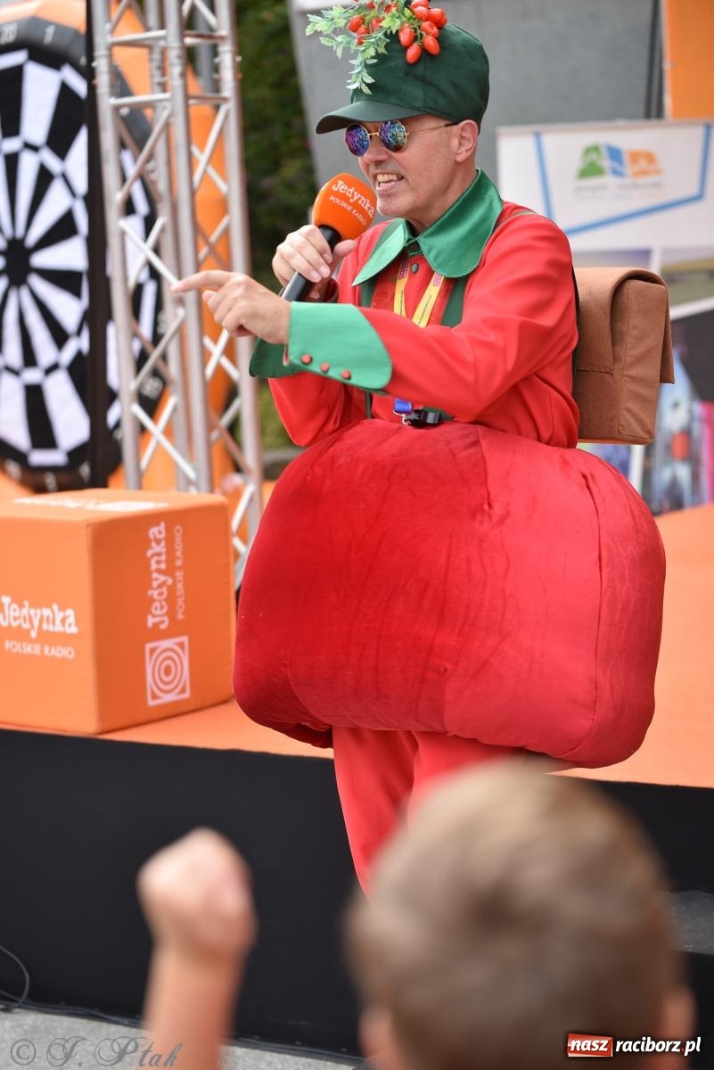 Zdjęcie w galerii na portalu naszraciborz.pl: Piknik Rodzinny Lato z Radiem w Parku im. Miasta Roth [FOTO] wiadomości z regionu