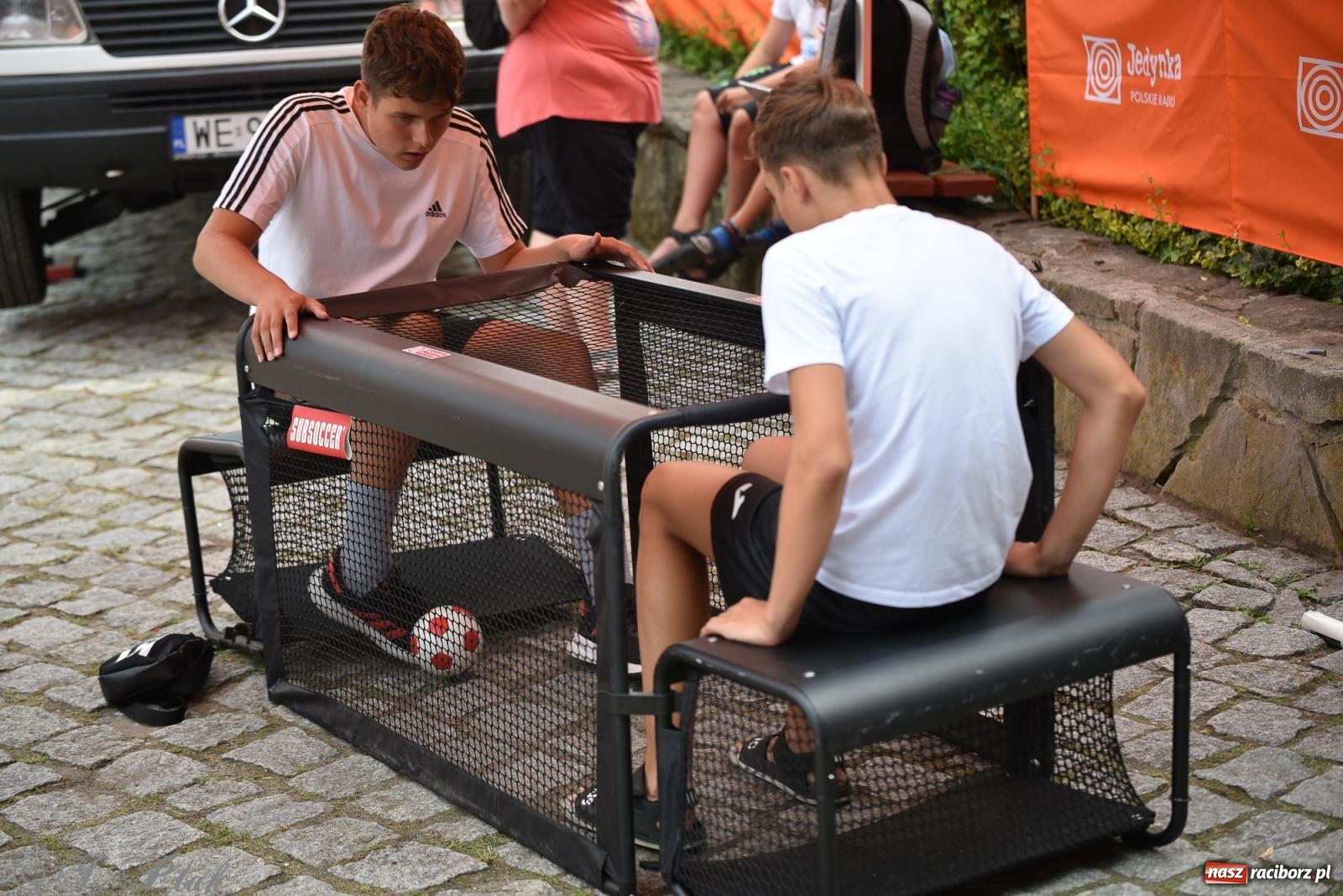 Zdjęcie w galerii na portalu naszraciborz.pl: Piknik Rodzinny Lato z Radiem w Parku im. Miasta Roth [FOTO] wiadomości z regionu
