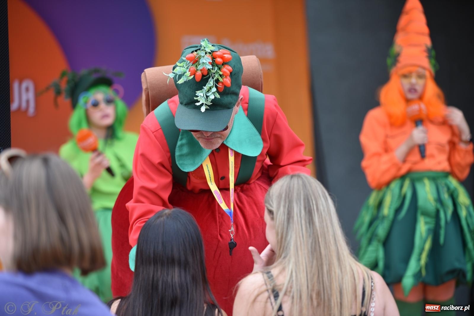 Zdjęcie w galerii na portalu naszraciborz.pl: Piknik Rodzinny Lato z Radiem w Parku im. Miasta Roth [FOTO] wiadomości z regionu